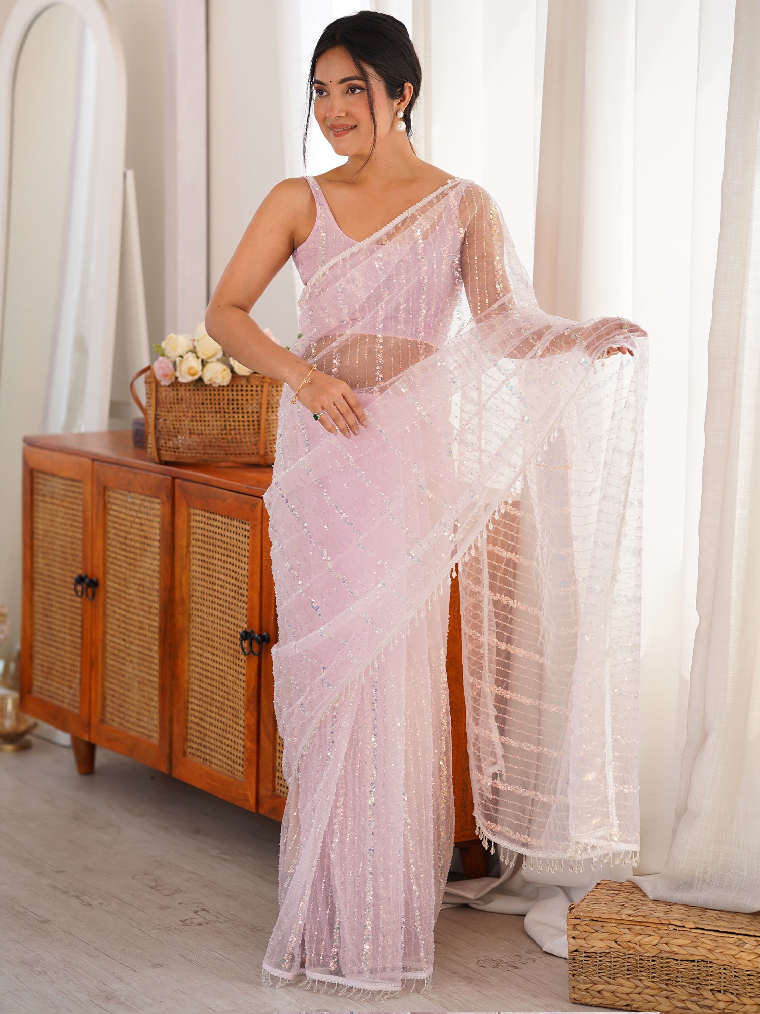 Pink Net saree – detail view 3