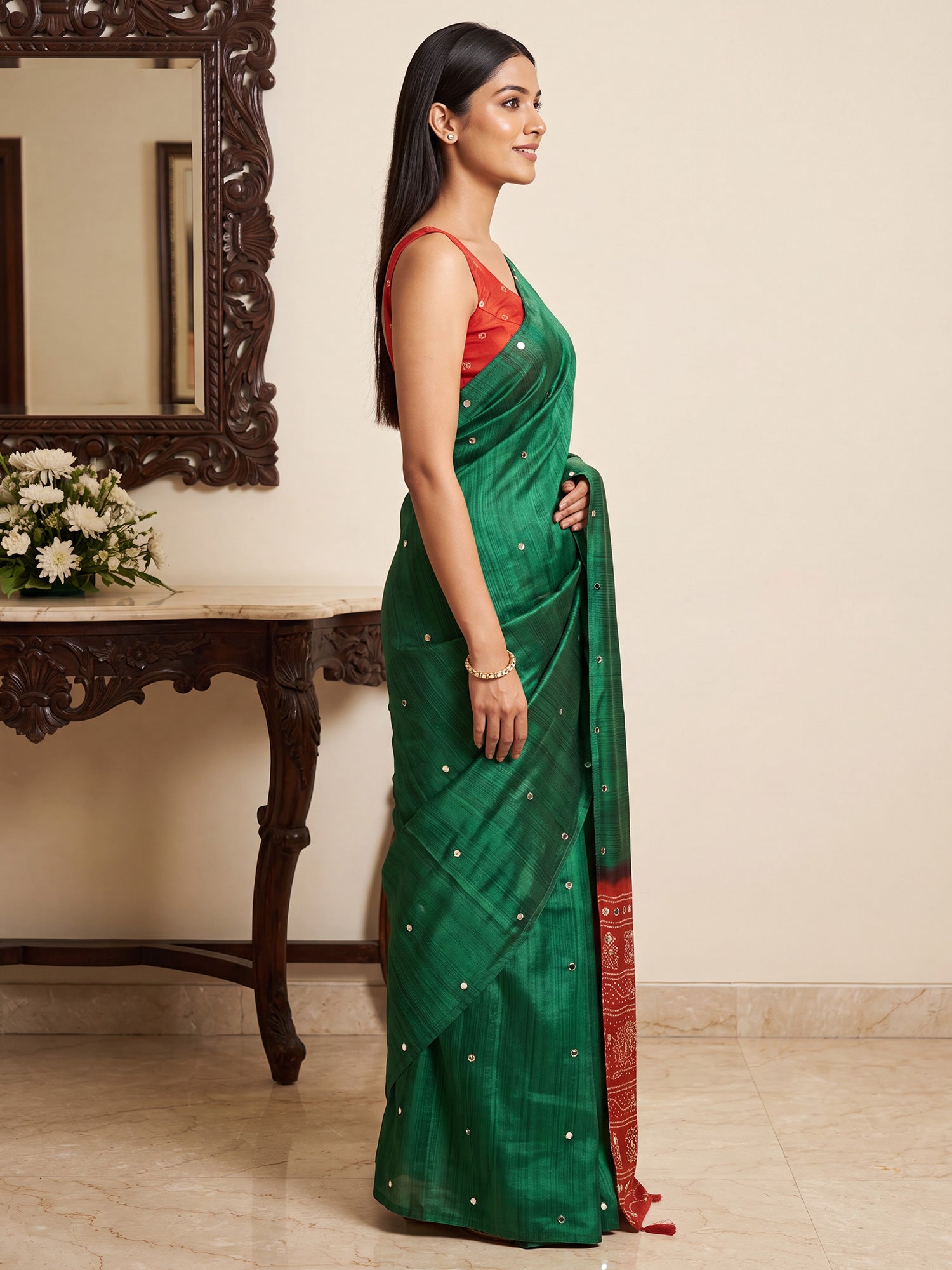 Green Silk Blend saree – detail view 2