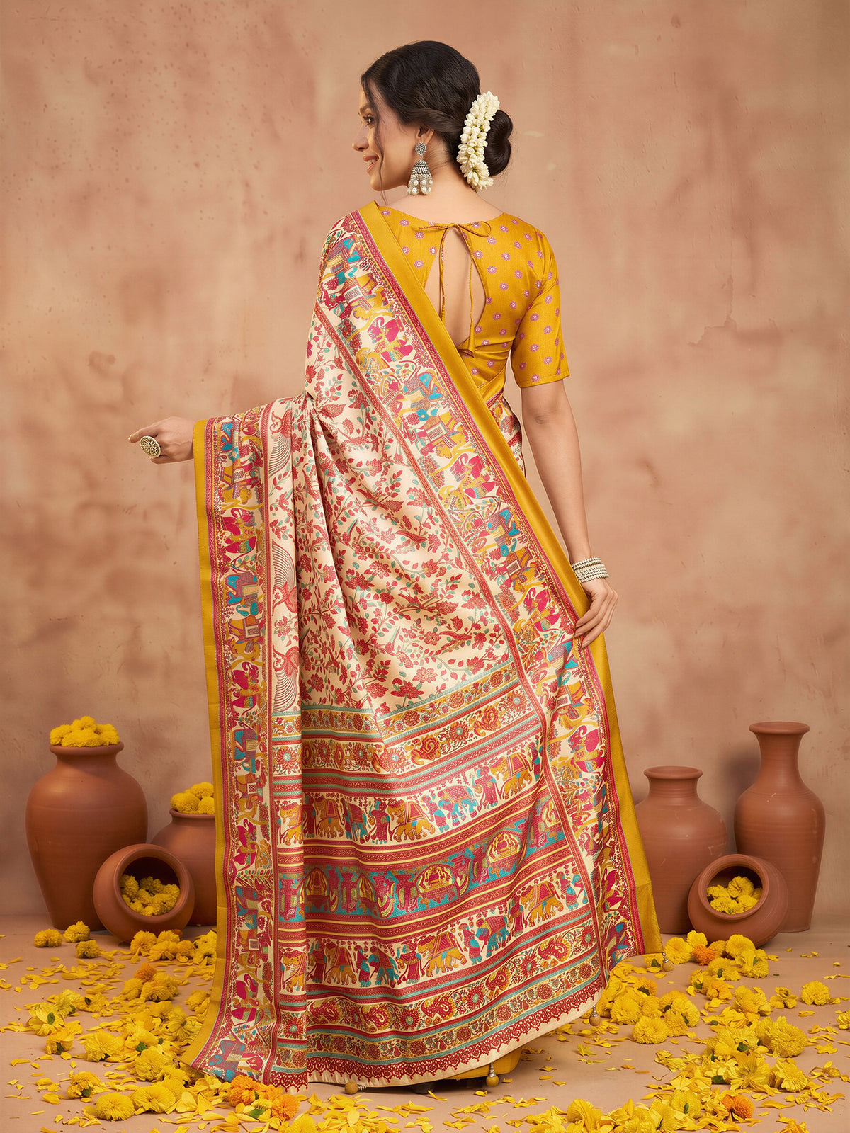 Assorted Silk Blend saree – detail view 1
