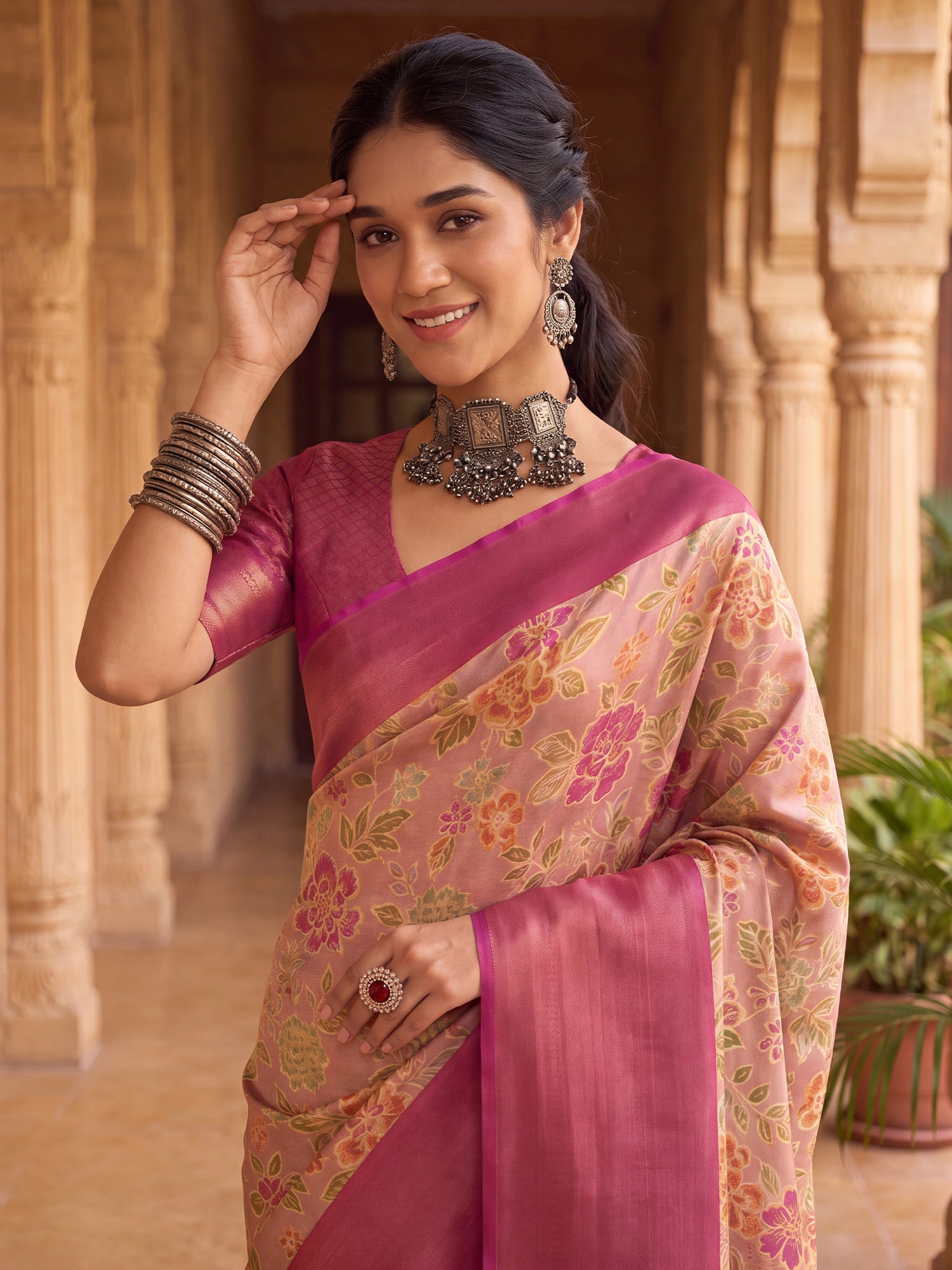 Beige Silk Blend saree – detail view 4