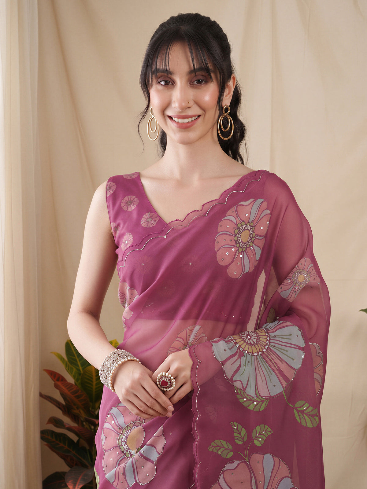Magenta Organza saree – detail view 4