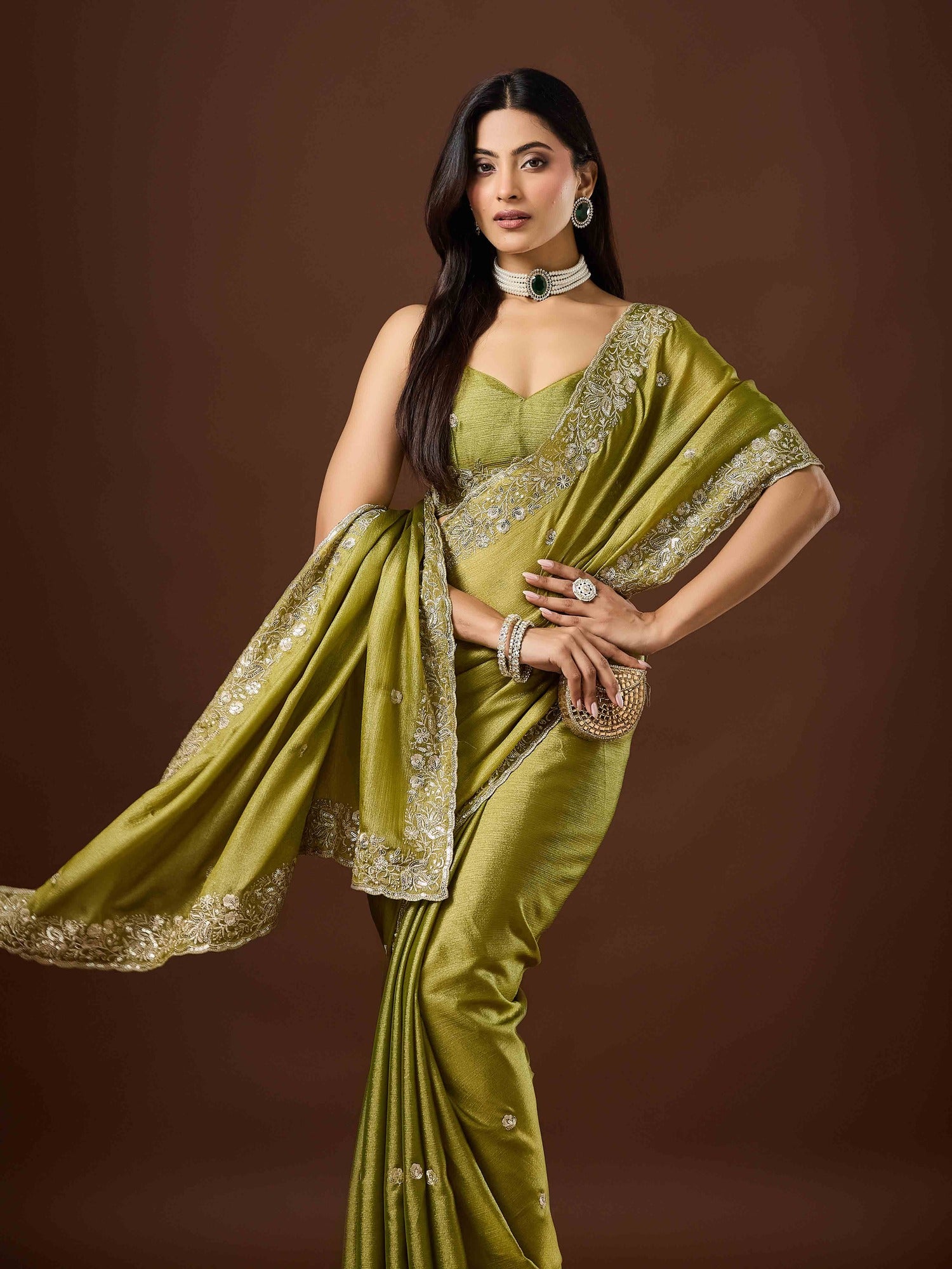 Olive Chinnon saree – detail view 2