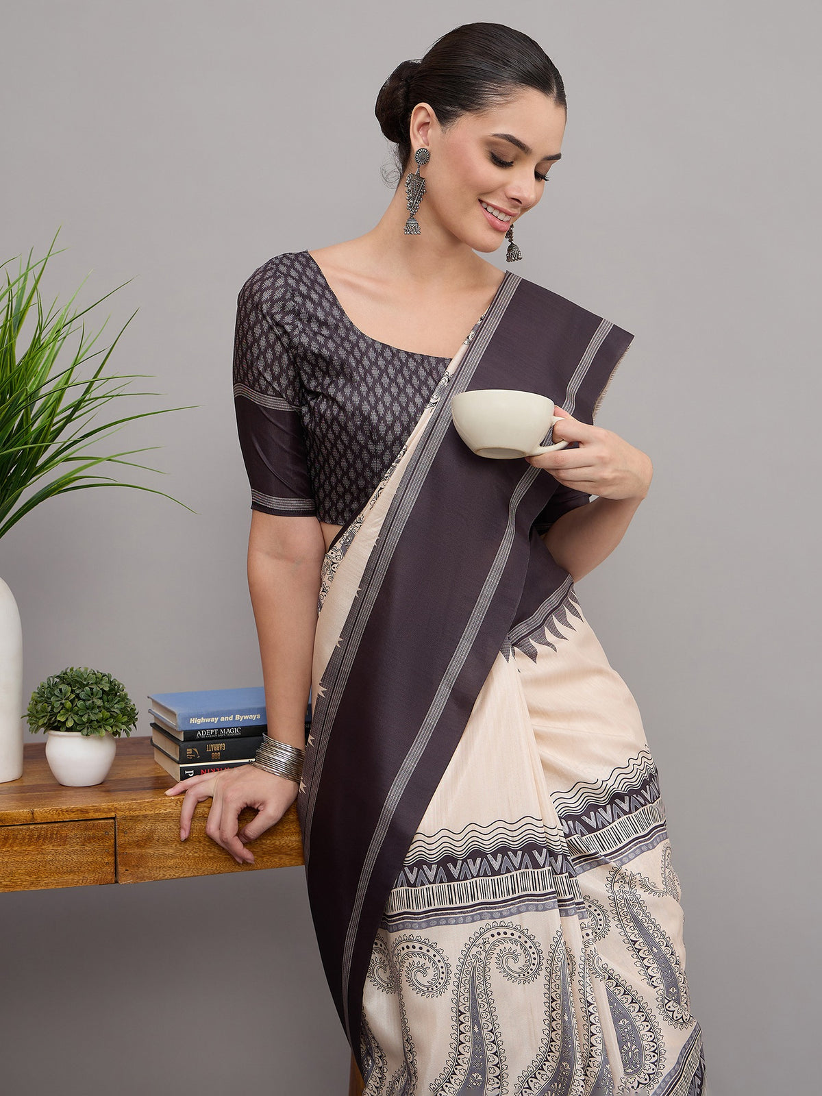 Off White soft silk saree view 5