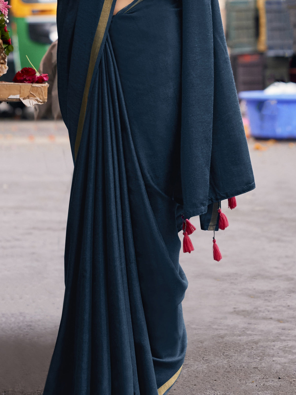 Teal Blue Cotton Blend saree – detail view 1