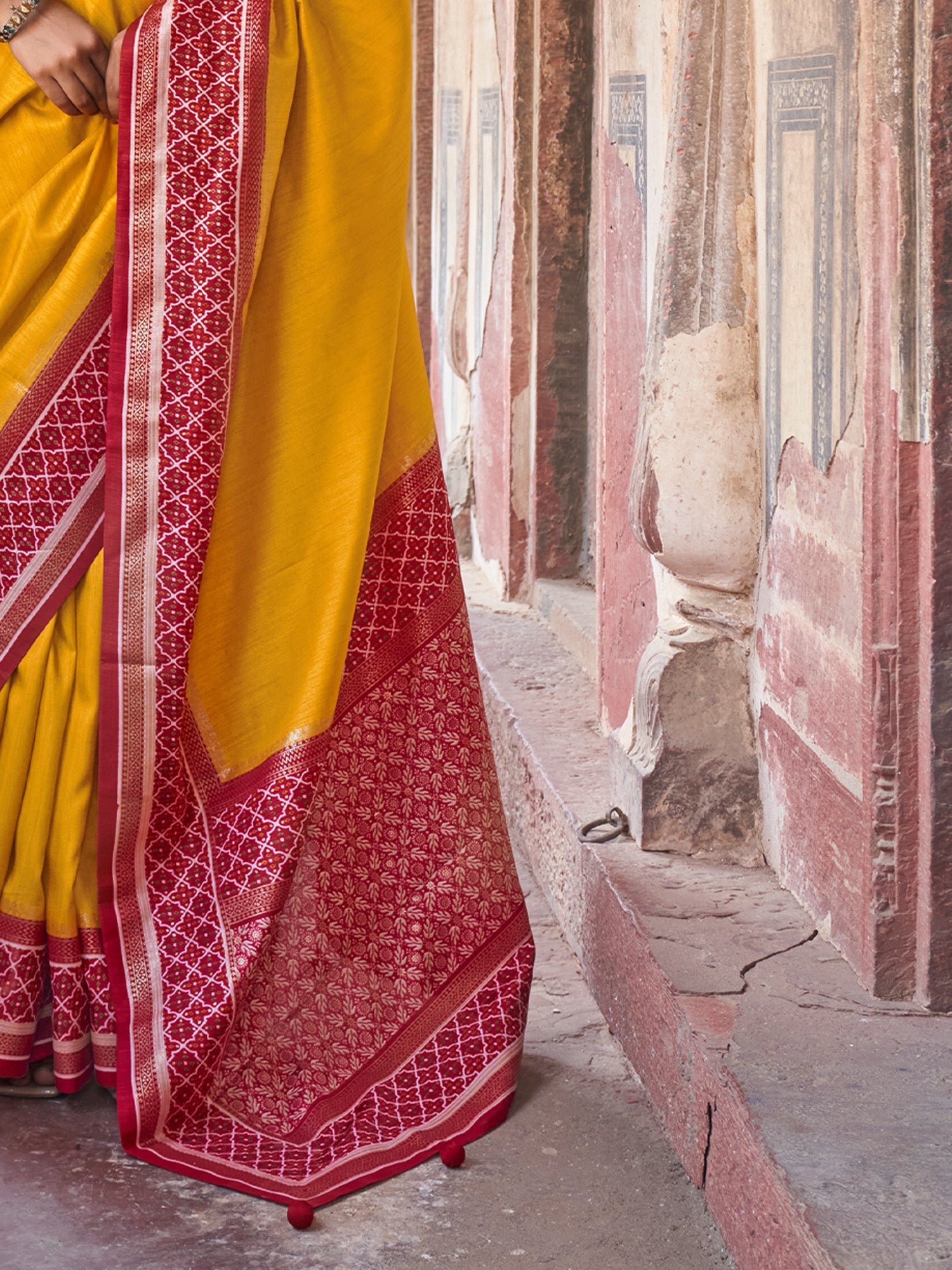 Mustard Silk Blend saree – detail view 4