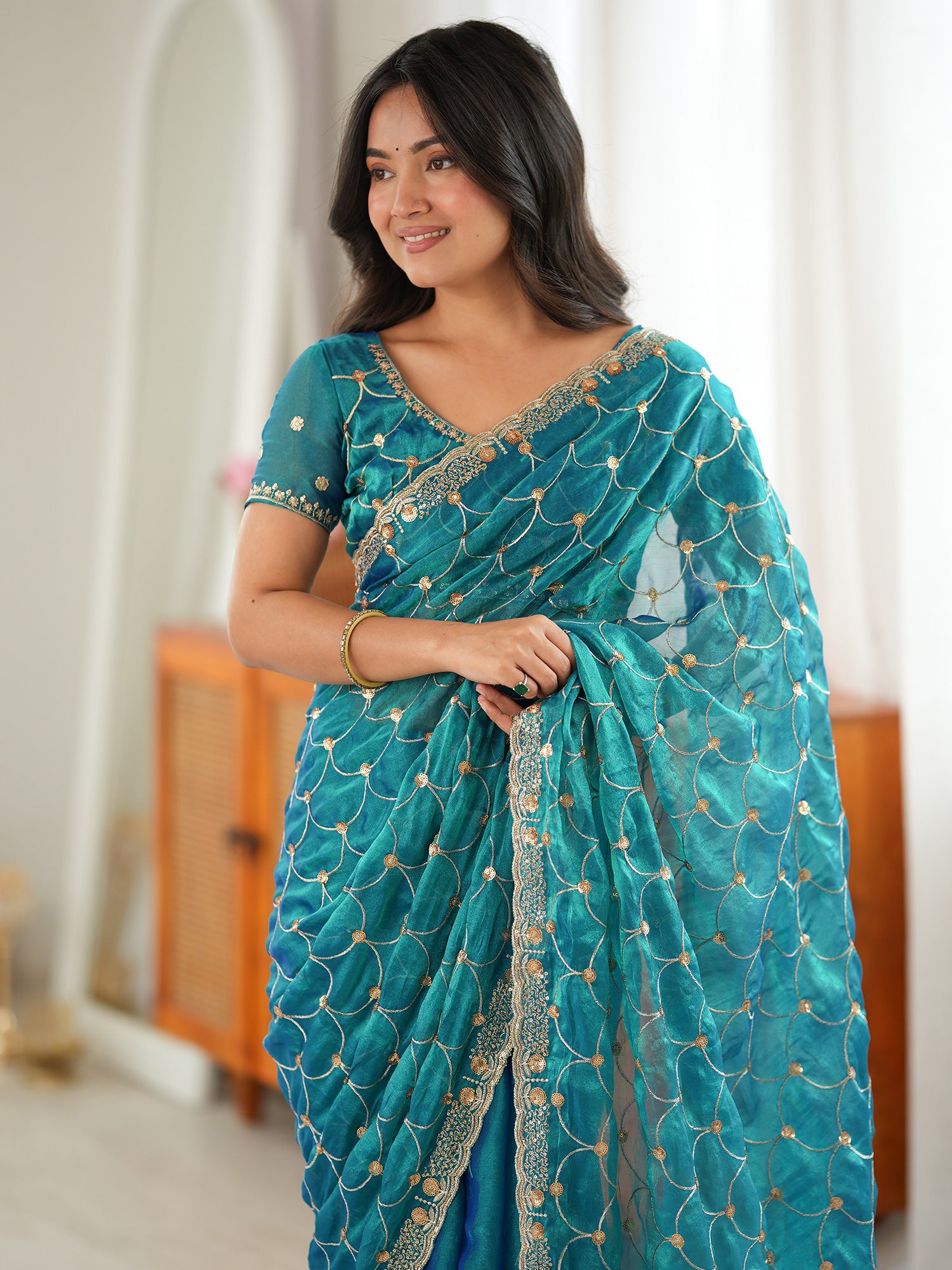 Teal Blue Tissue saree – detail view 3
