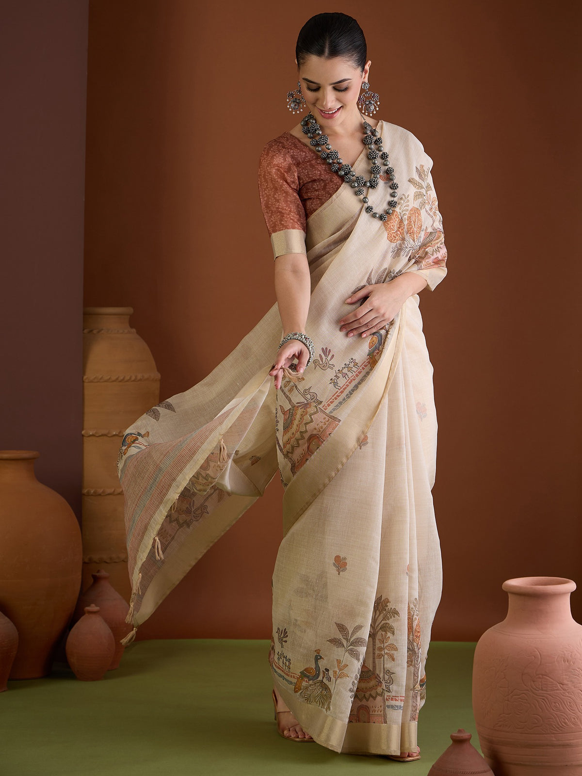 Beige linen blend saree view 4