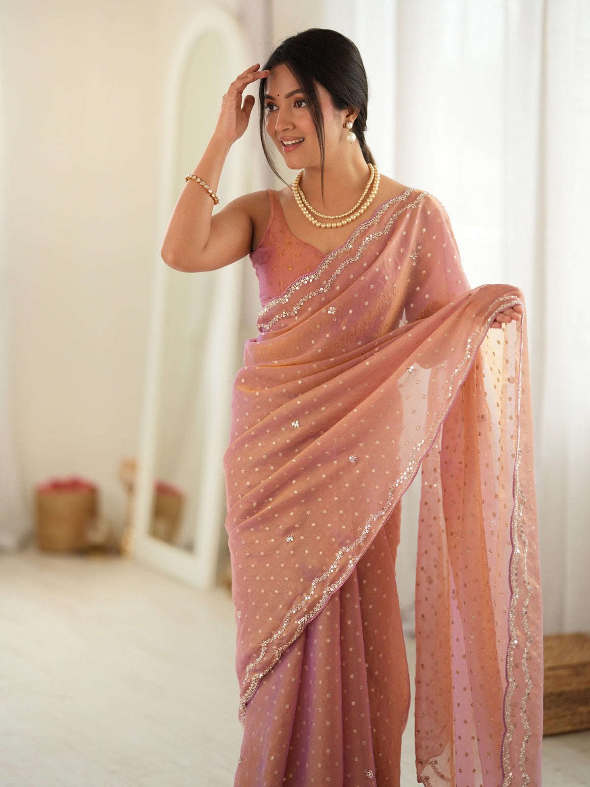 Rose Gold Georgette saree – detail view 2