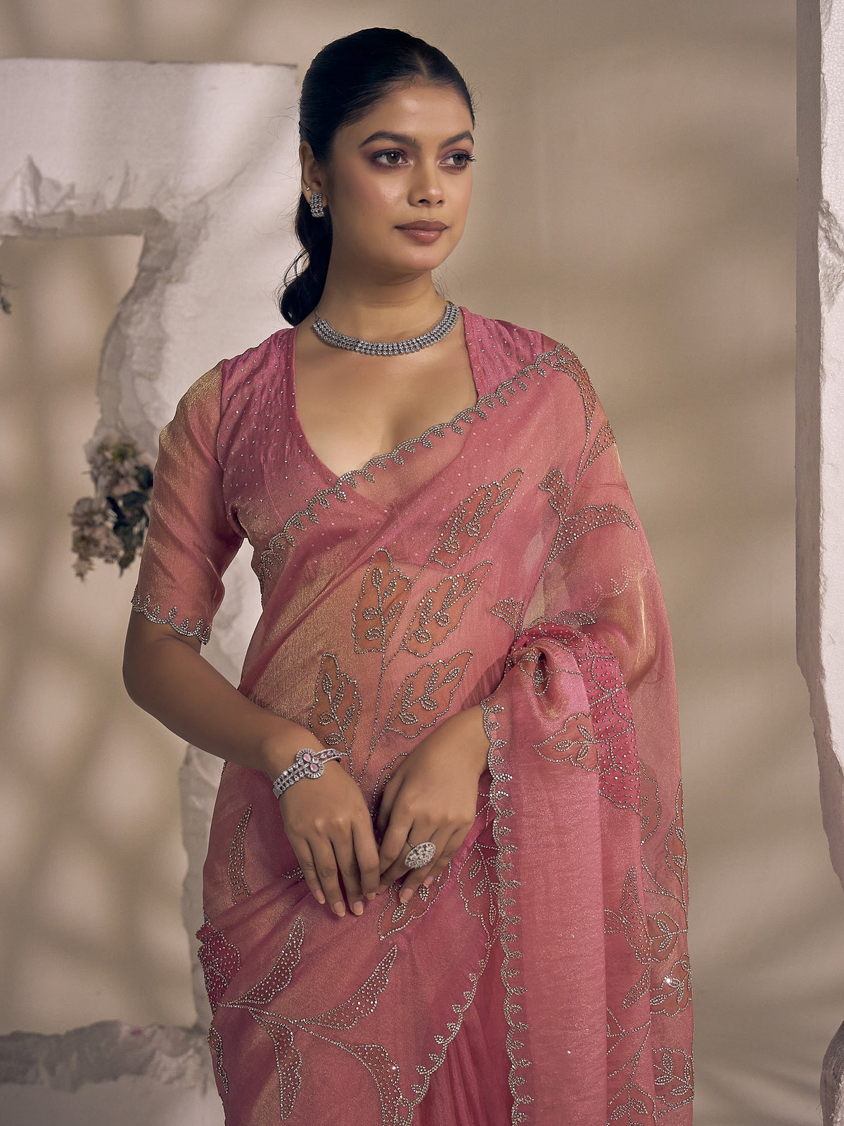 Pink organza saree view 4