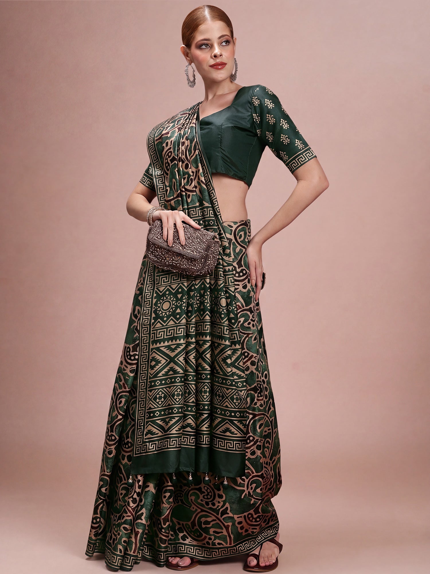 Dark Green Silk Blend saree – detail view 2