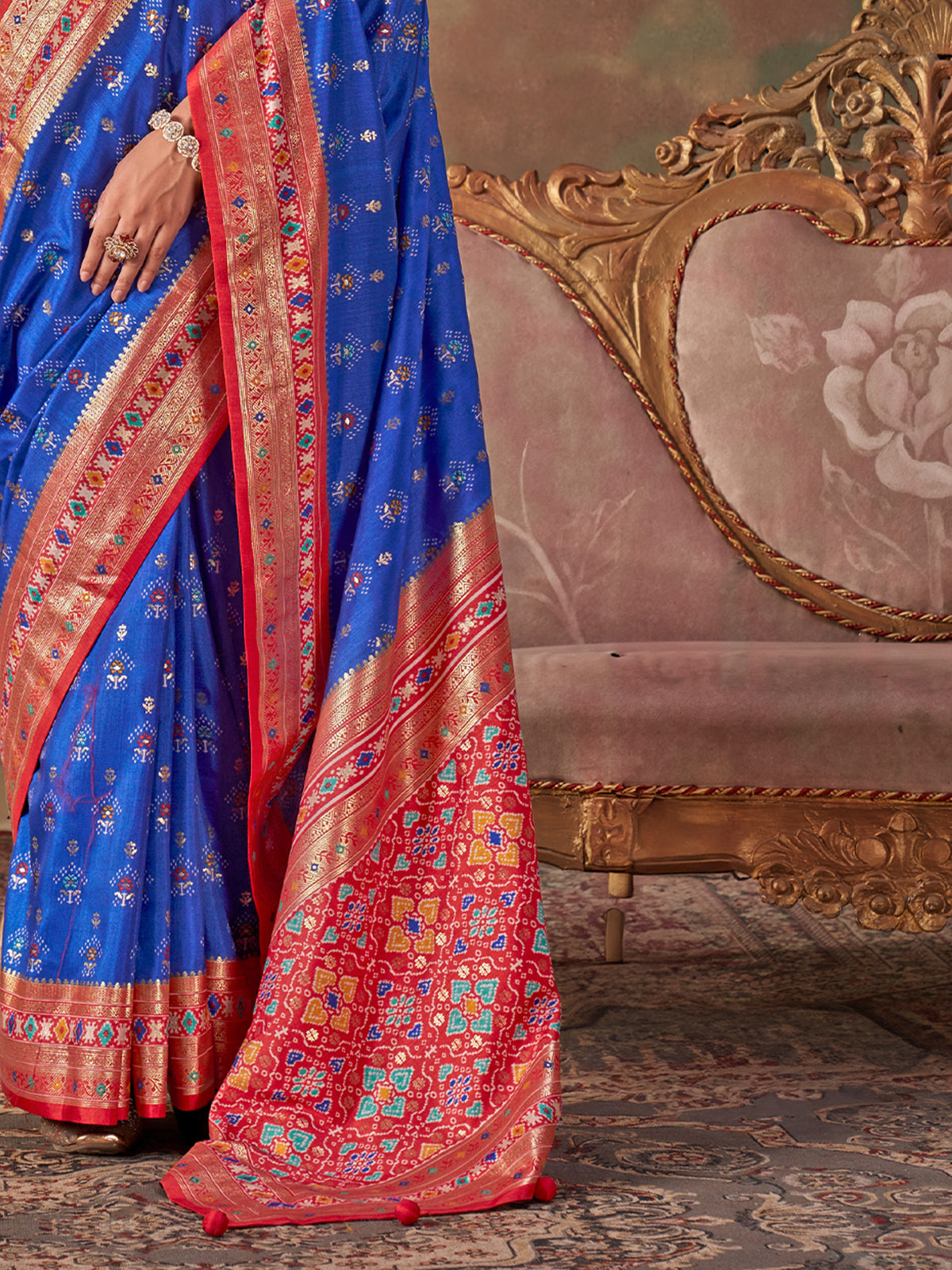 Blue Silk Blend saree – detail view 4