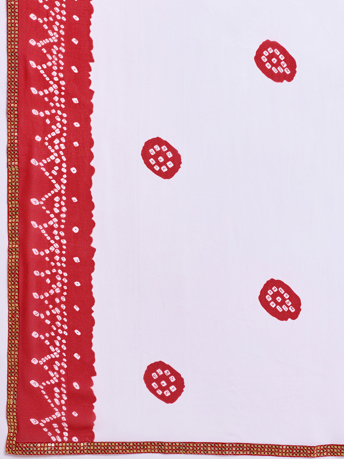 Pallu detail of white georgette saree showing bandhani tie-dye dot work and zari border