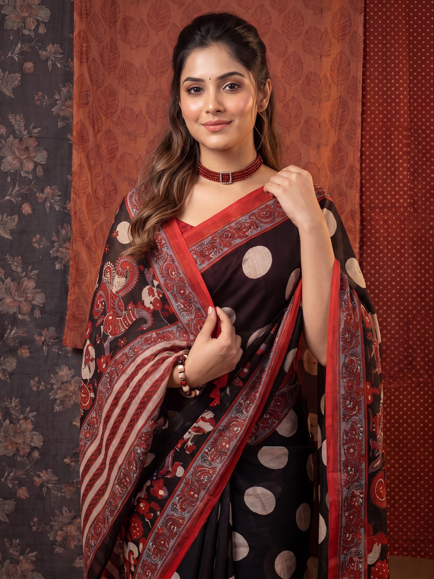 Black Linen saree – detail view 4