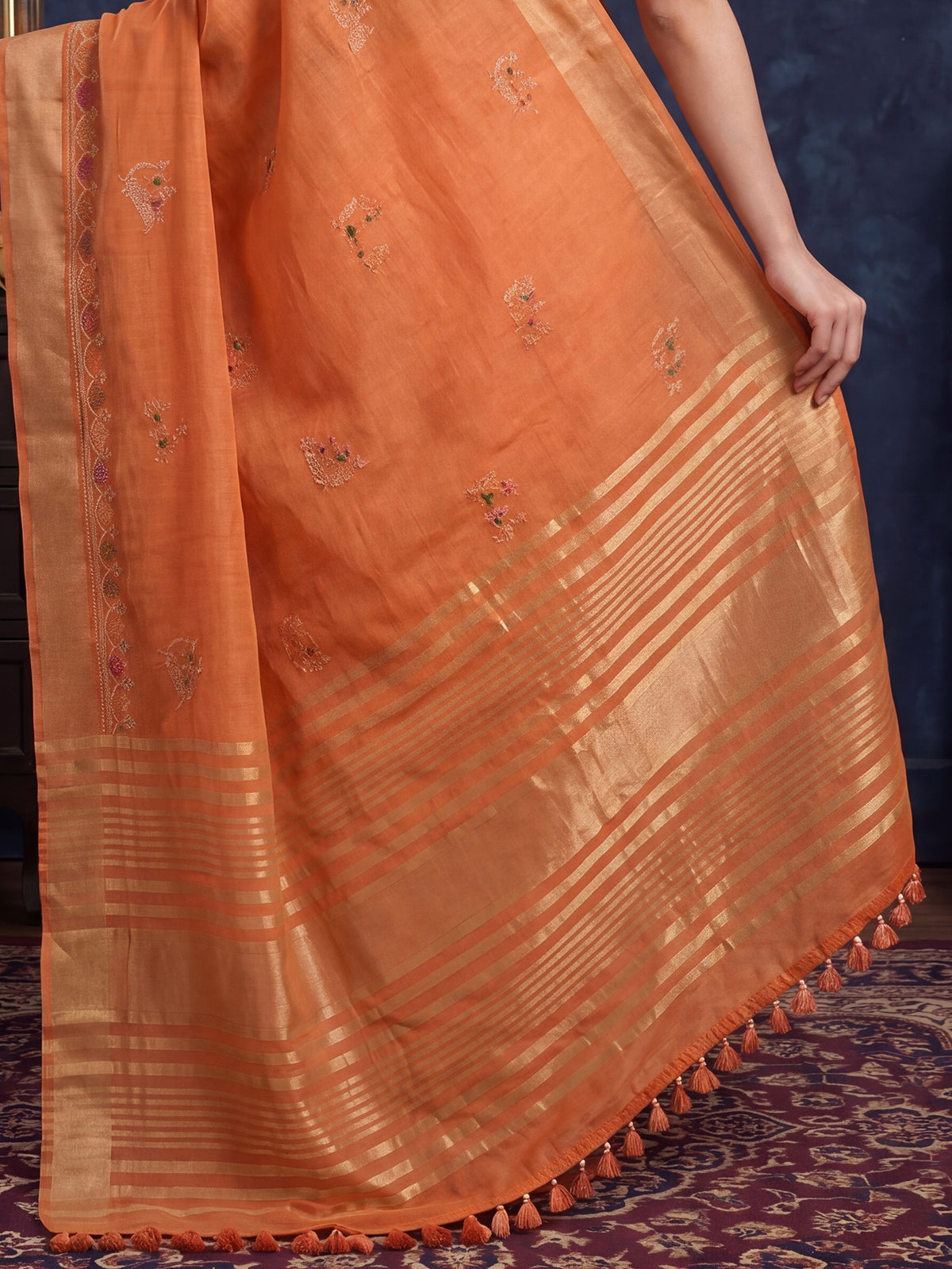Orange Cotton Linen saree – detail view 5