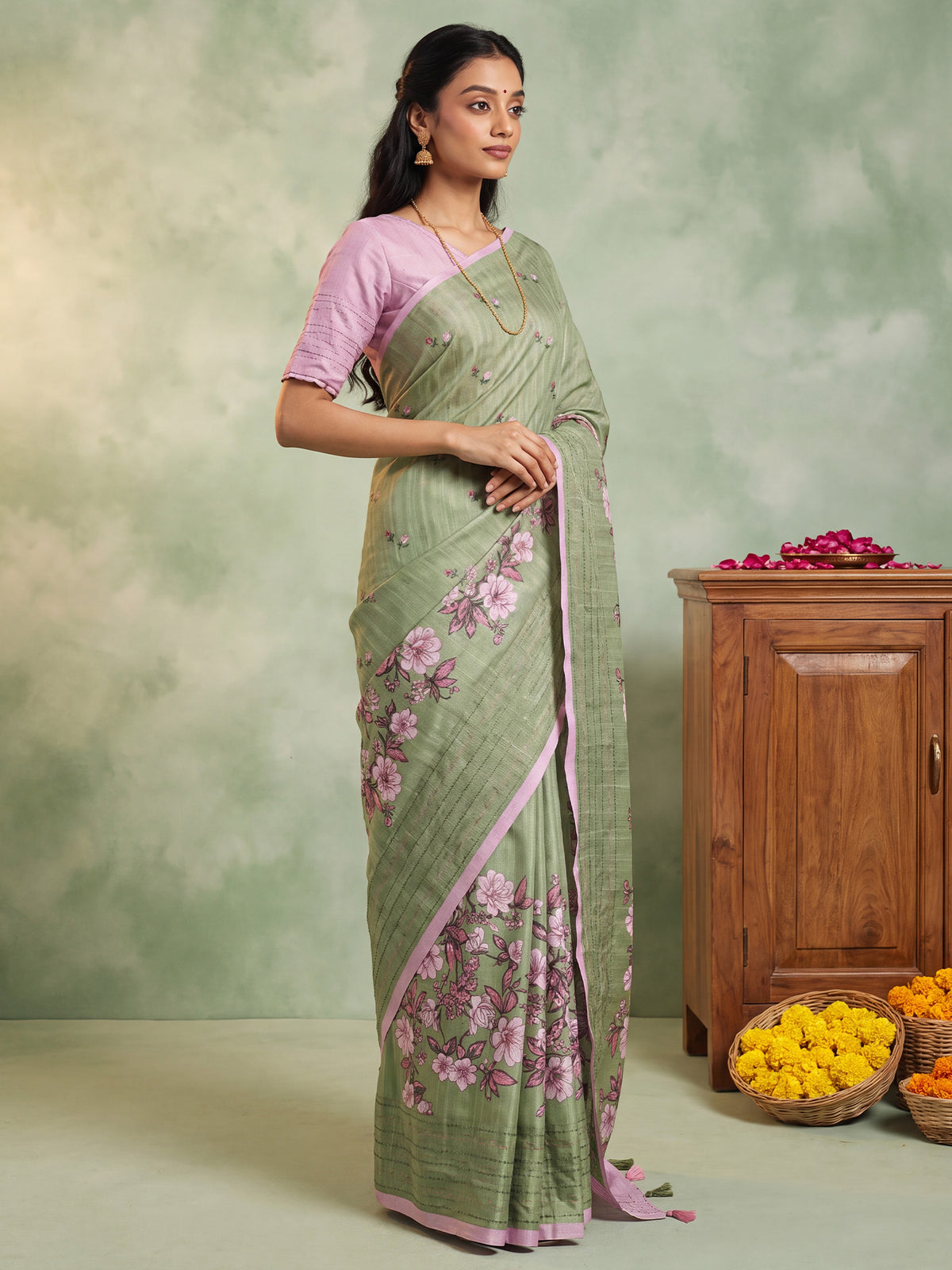 Light Green Silk Blend saree – detail view 3