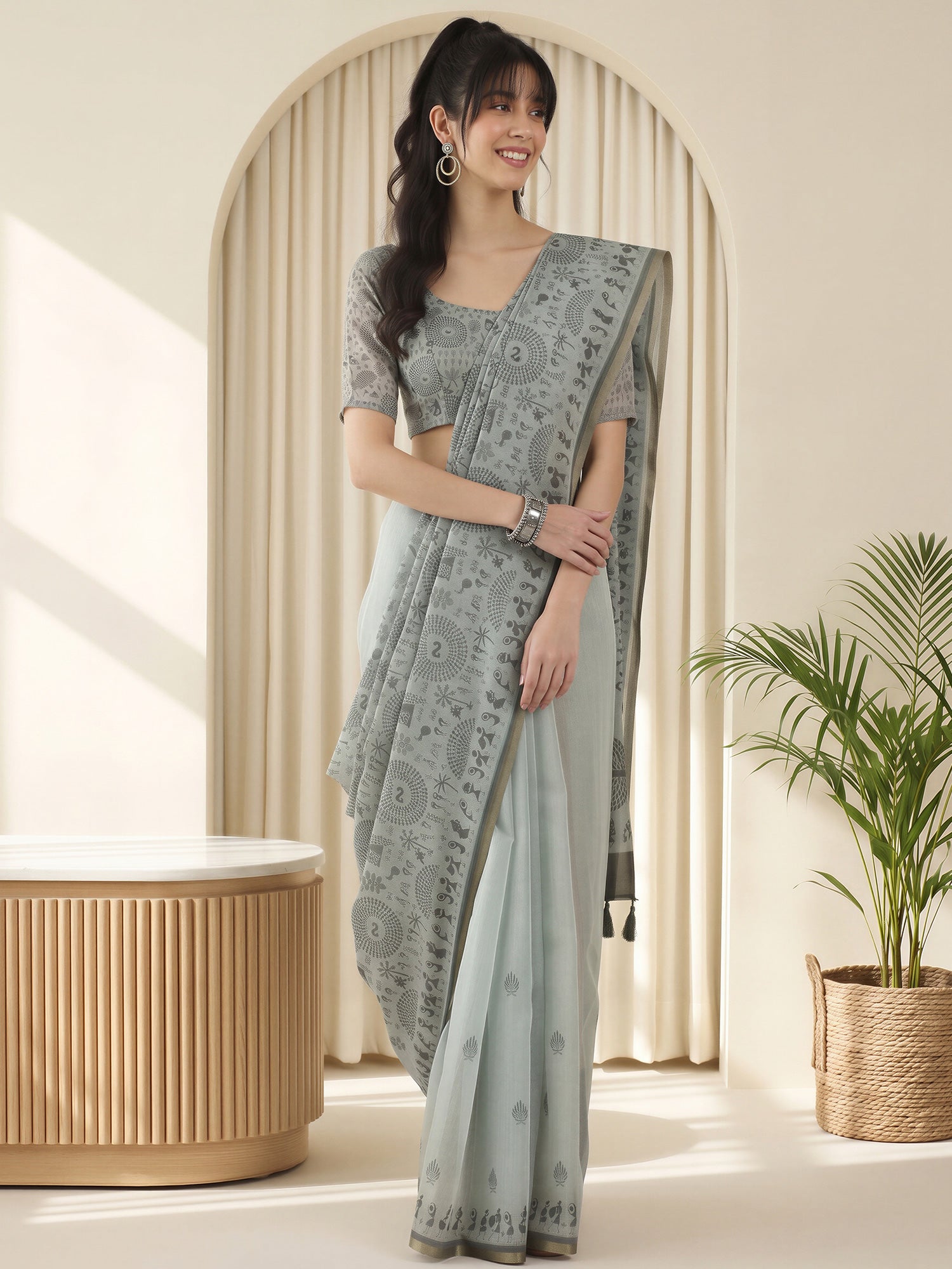 Grey Cotton Linen saree – detail view 2