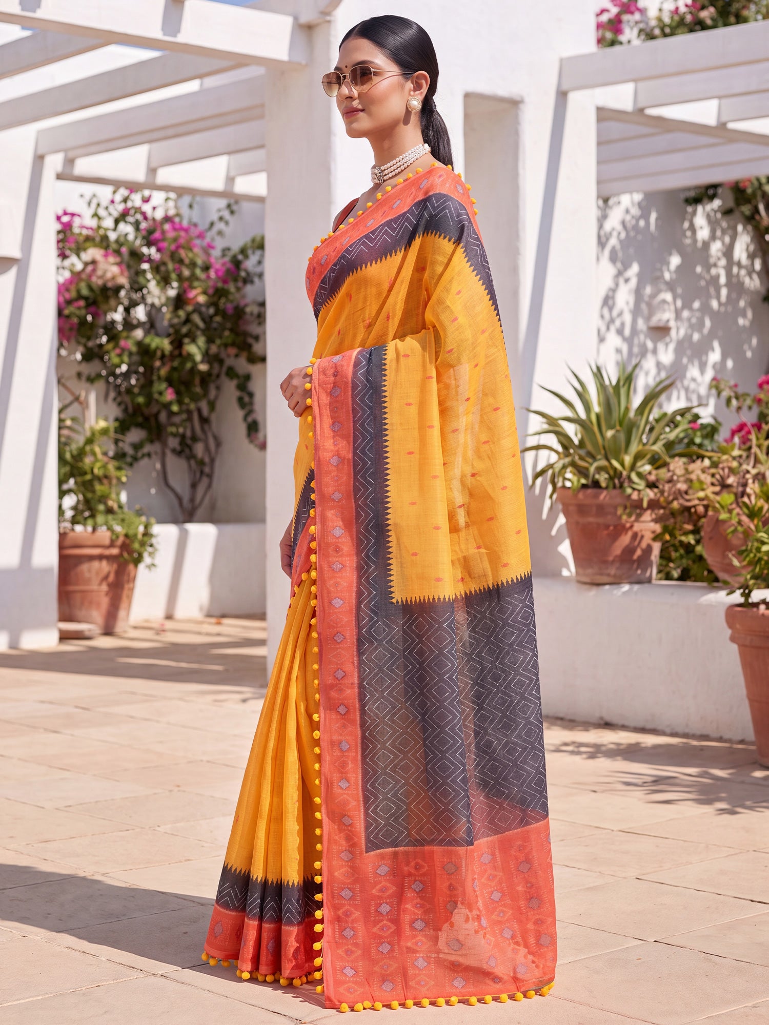 Orange Cotton Linen saree – detail view 2