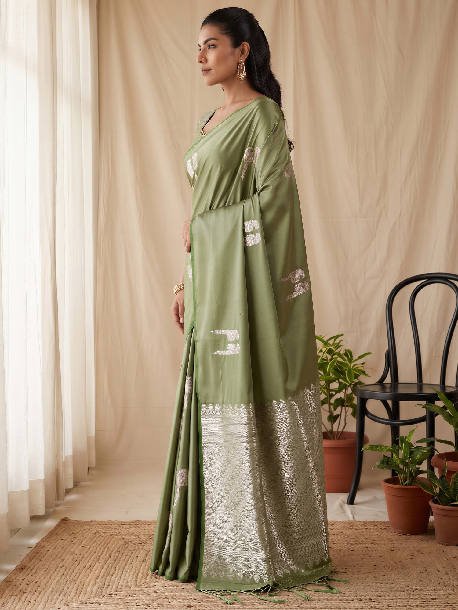 Light Green Satin saree – detail view 2