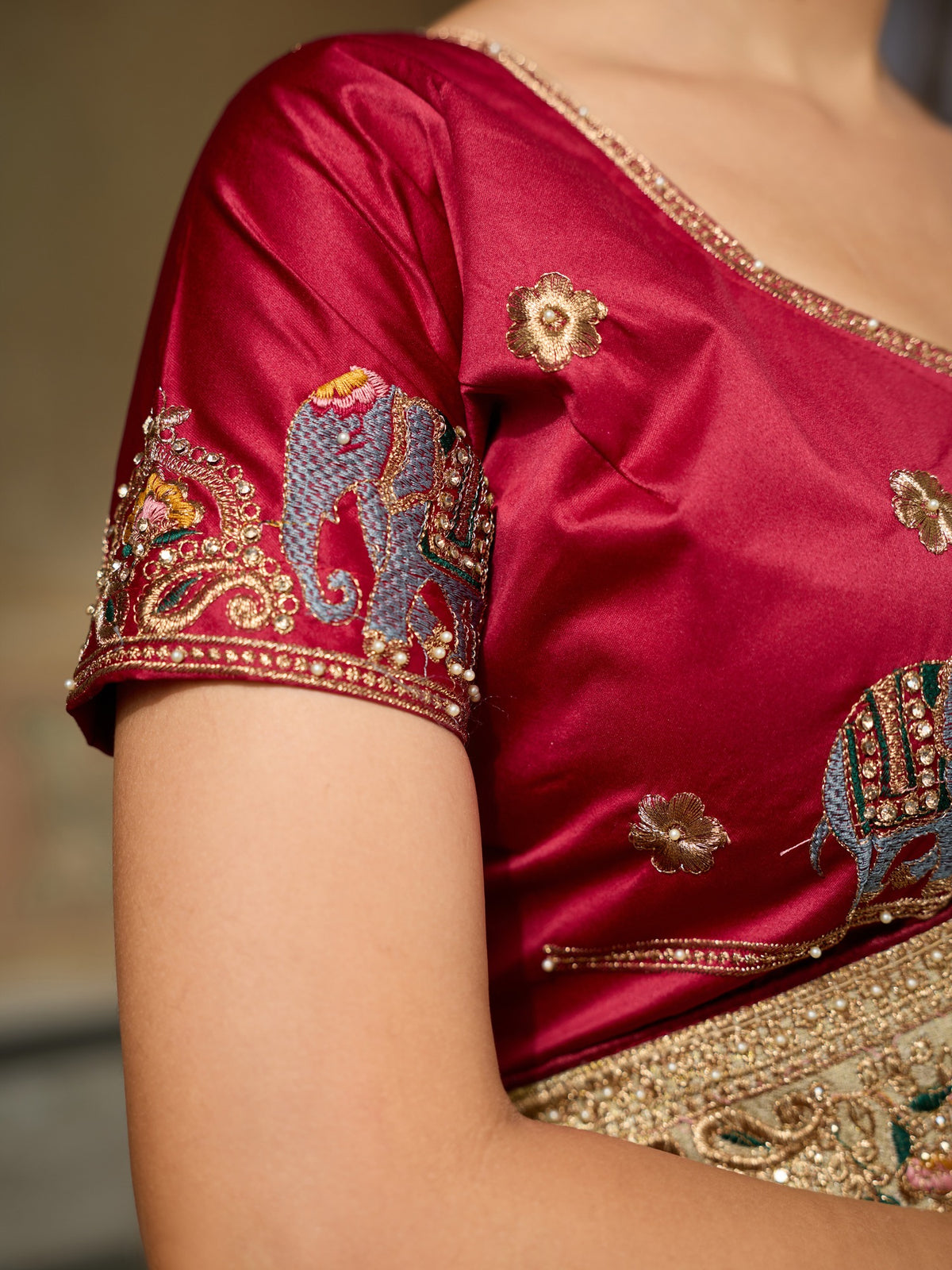 Gold Silk Blend saree – detail view 3