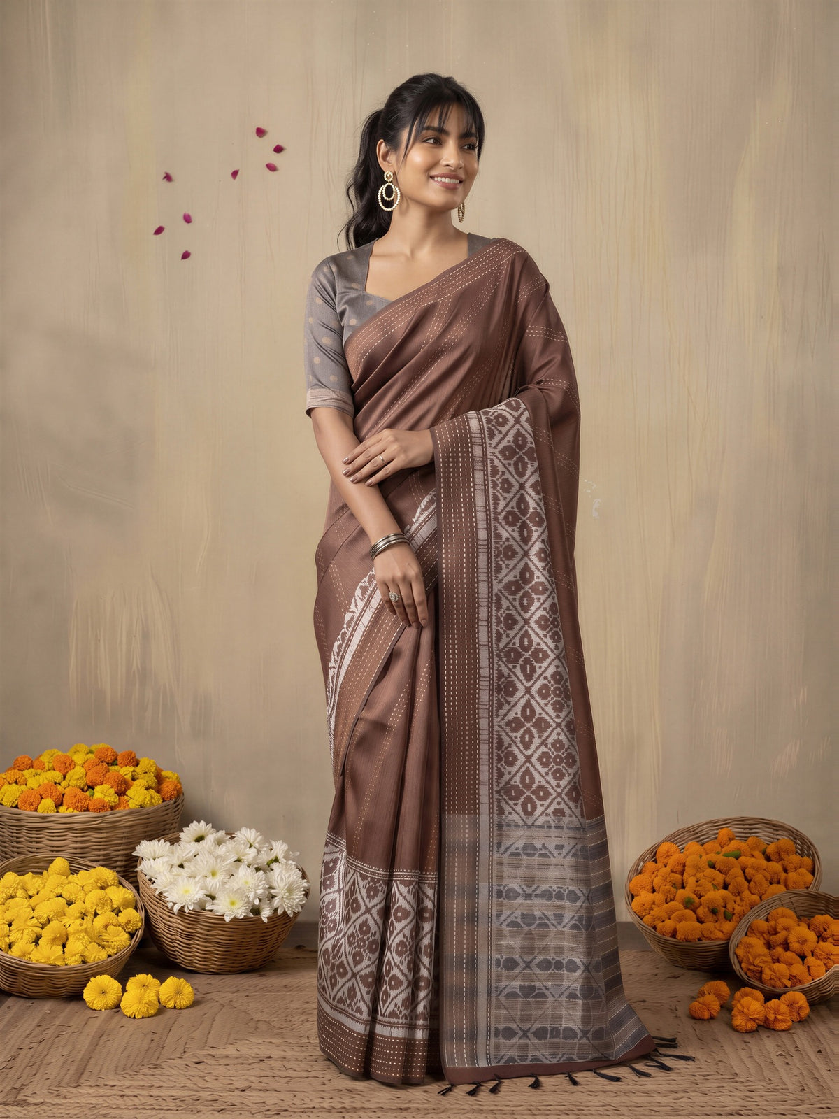 Brown Silk Cotton saree – detail view 3