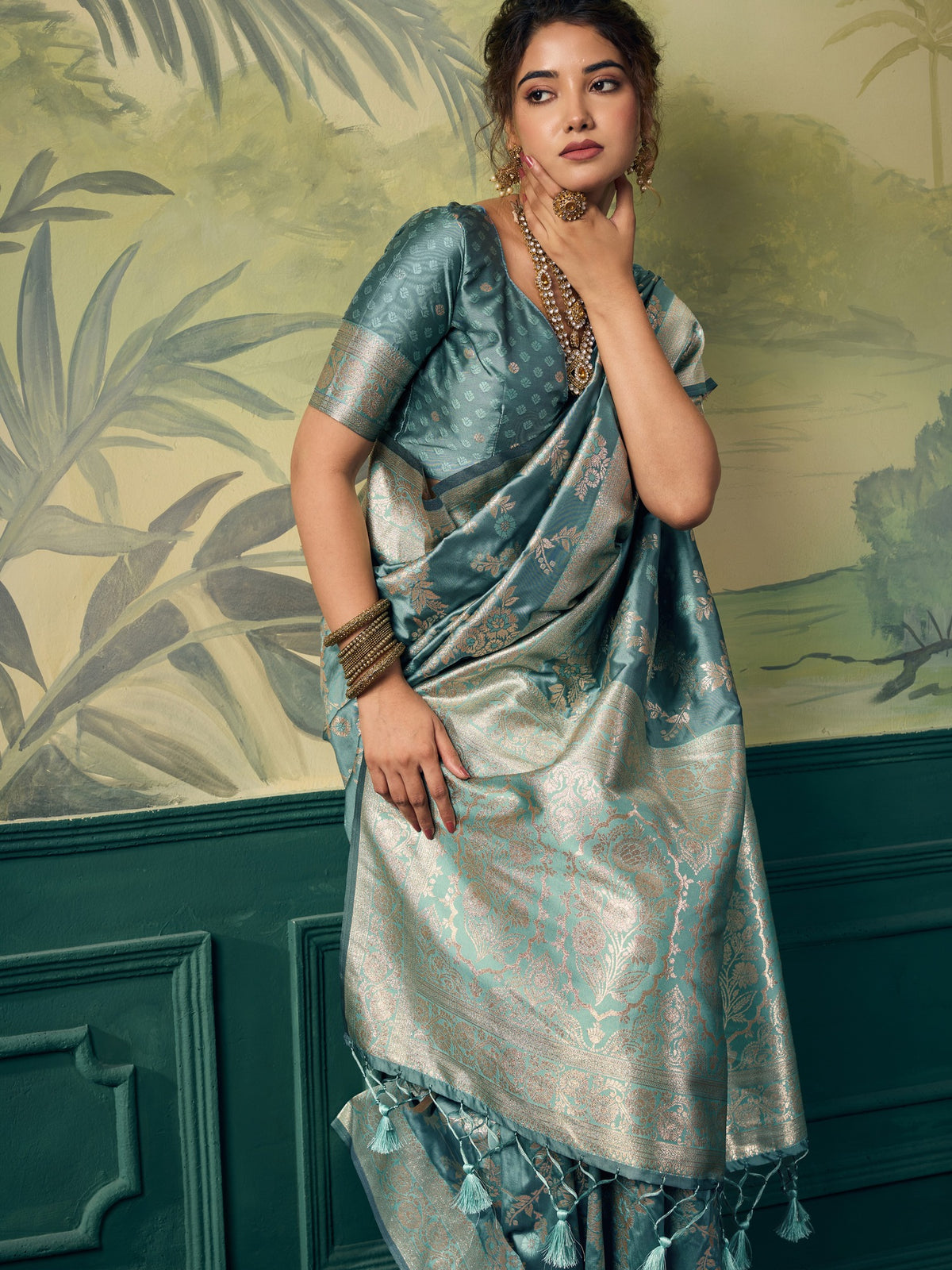 Teal Blue Banarasi Silk saree – detail view 1