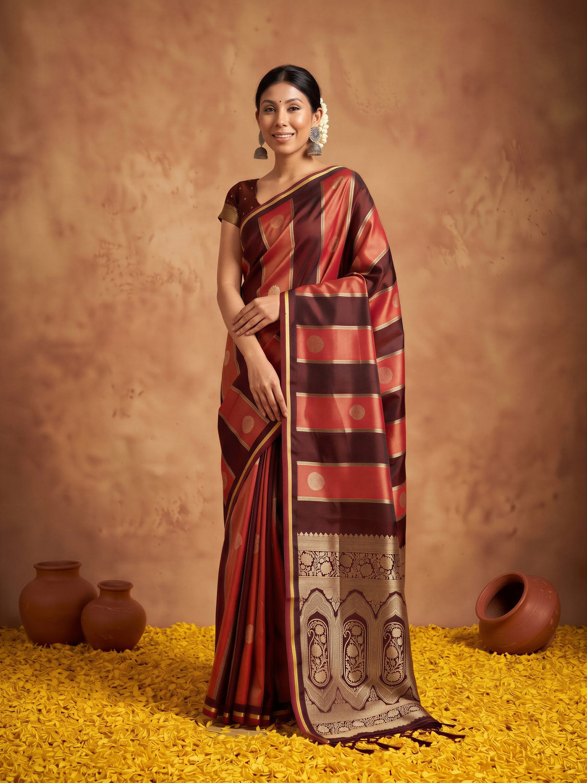 Maroon Satin saree – detail view 3