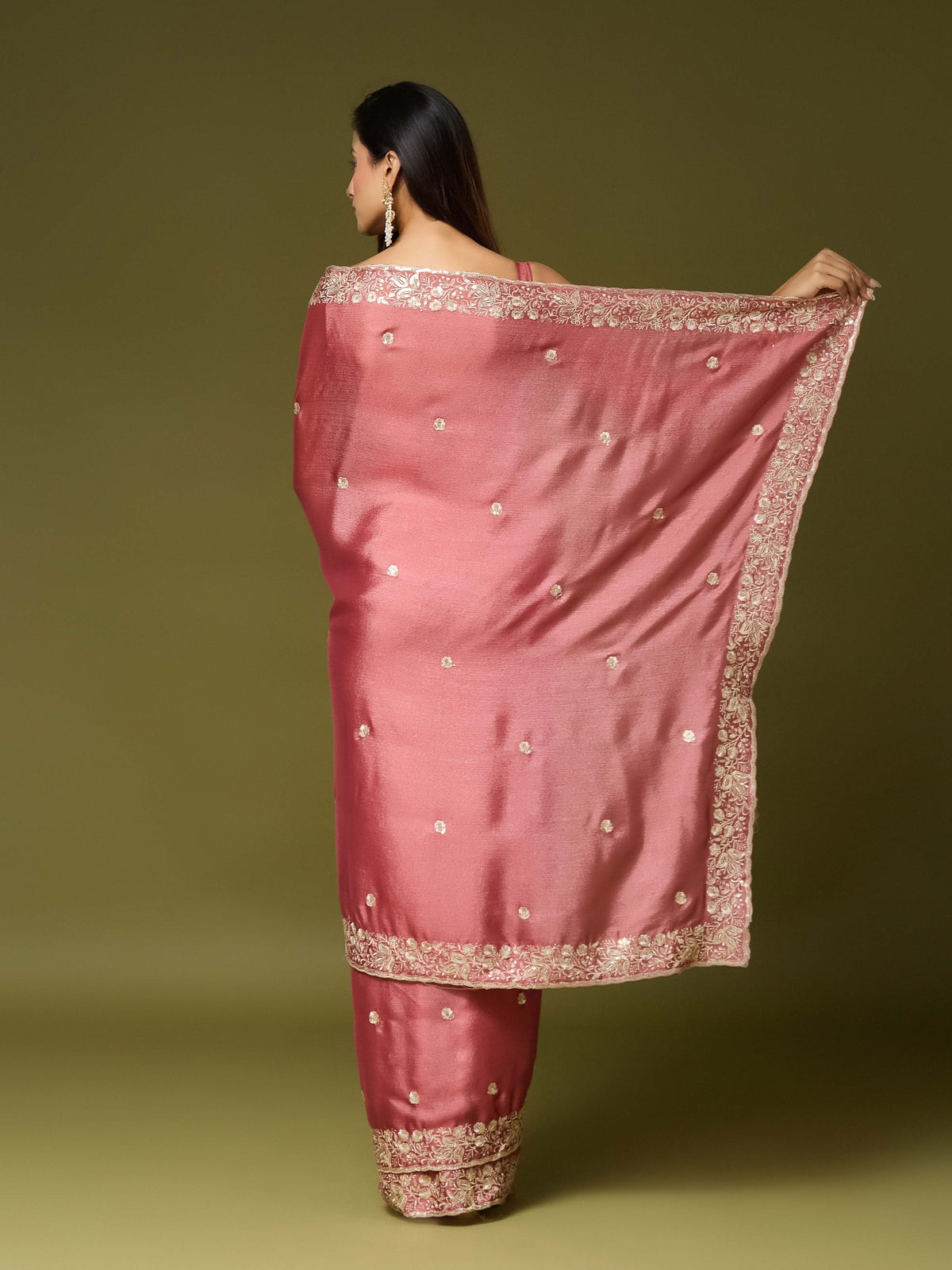 Peach Chinnon saree – detail view 4