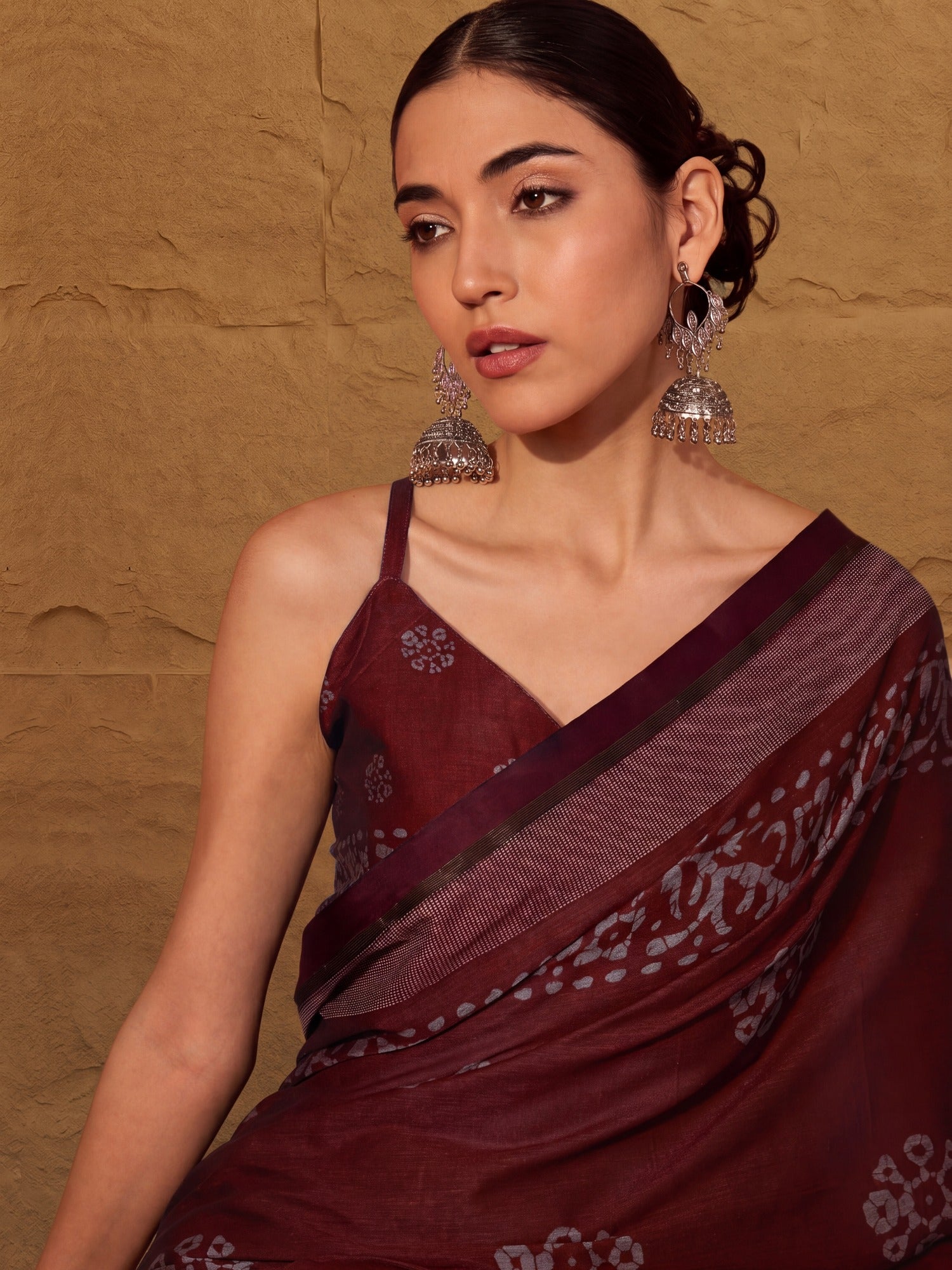 Maroon Cotton saree – detail view 3