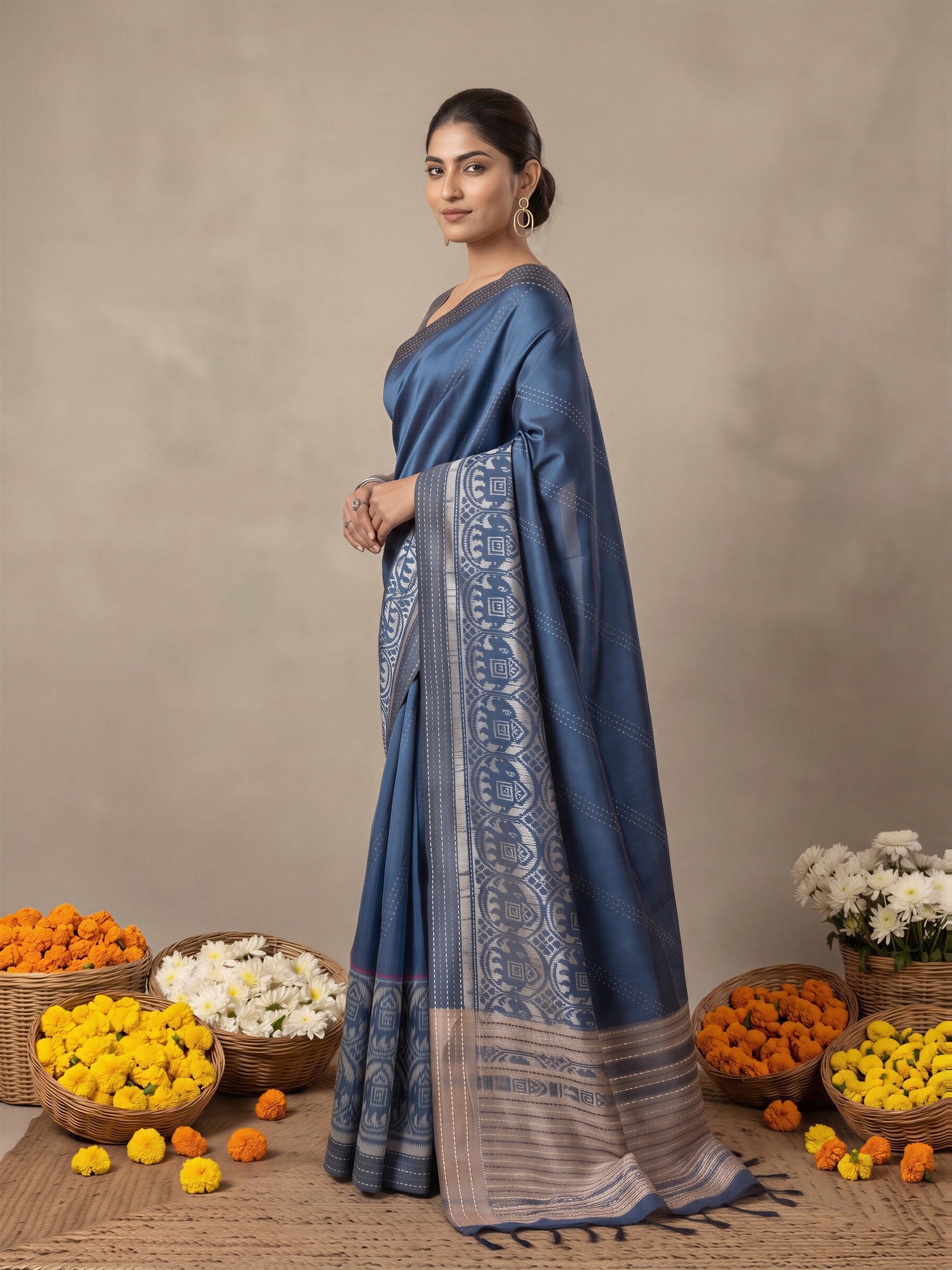 Blue Silk Cotton saree – detail view 1