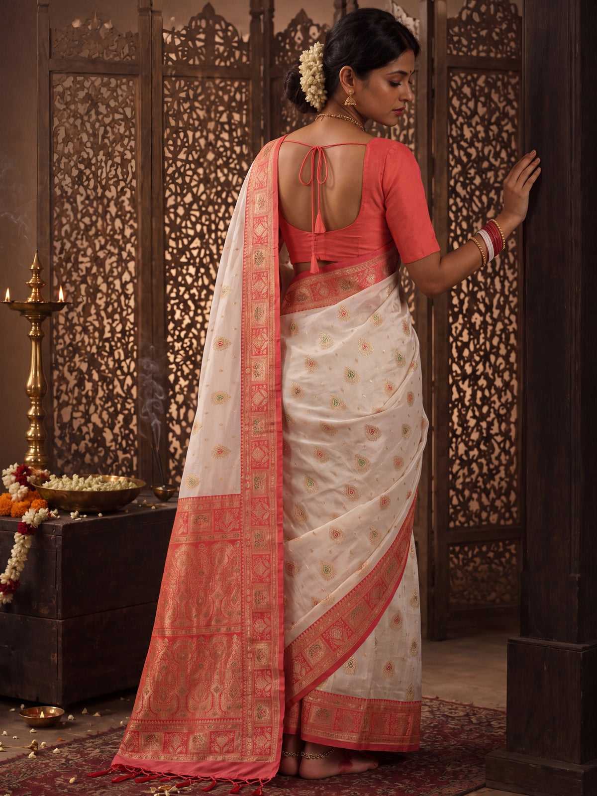 White Banarasi Silk saree – detail view 2