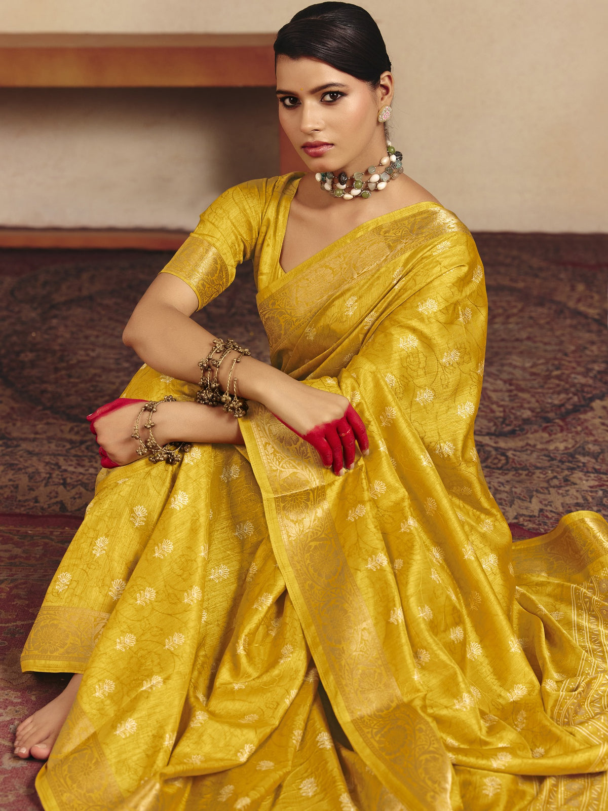 Yellow Tussar Silk saree – detail view 3