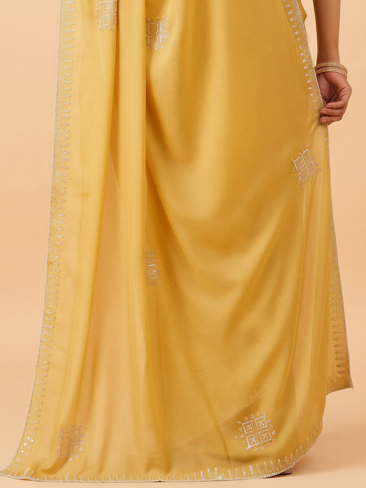 Yellow Georgette saree – detail view 5