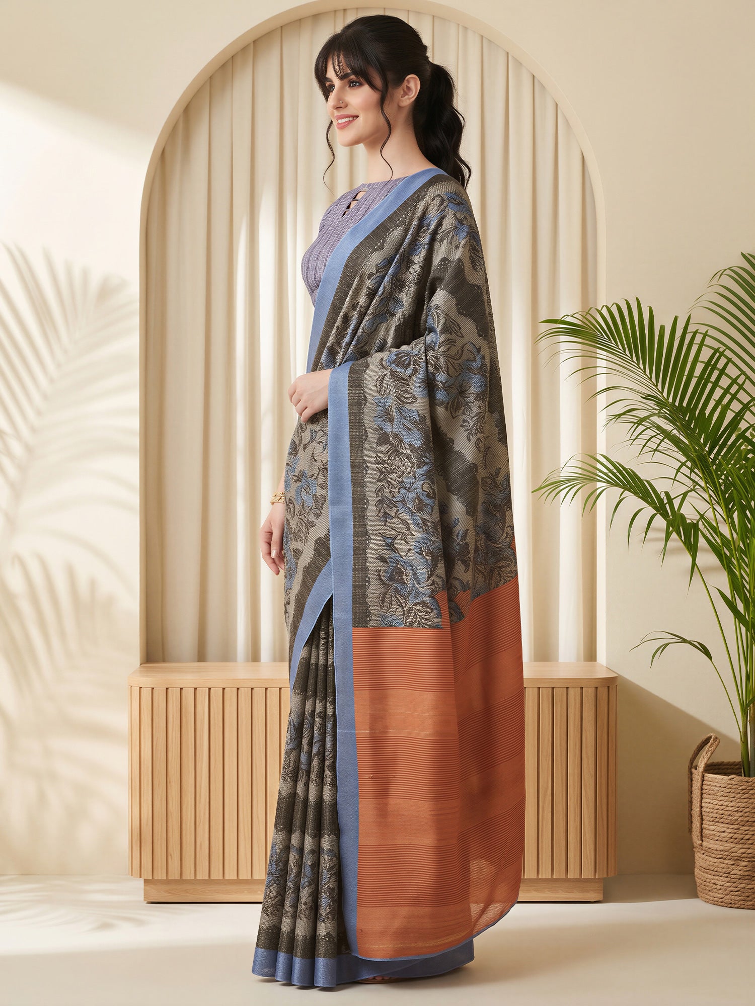 Grey Cotton Blend saree – detail view 2