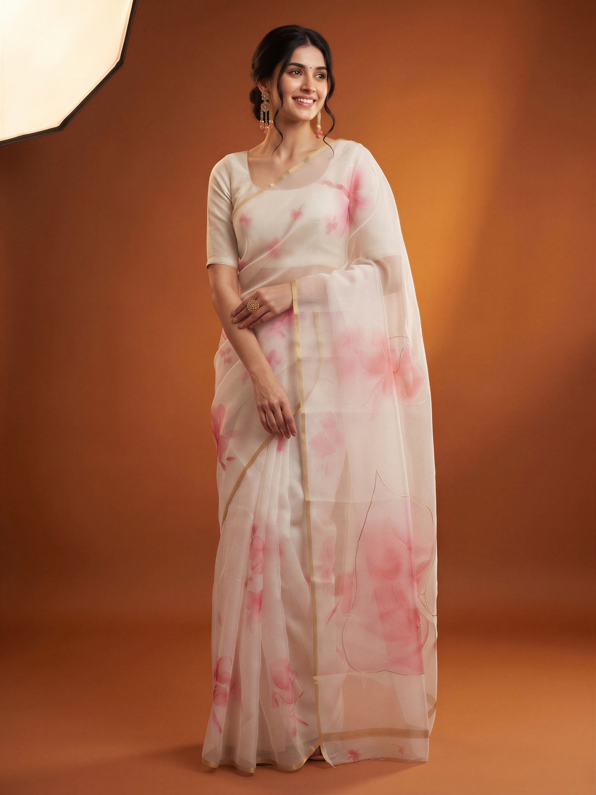 White Organza saree – detail view 3