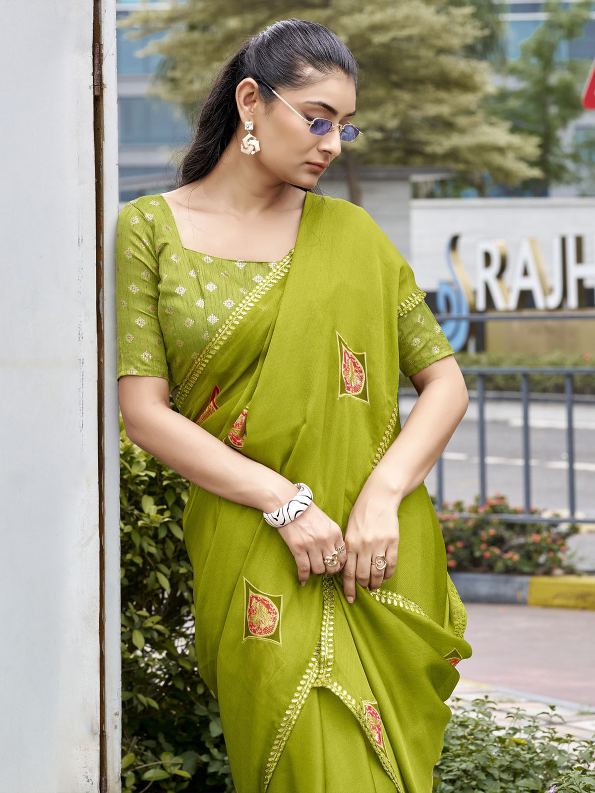 Olive chiffon saree view 2