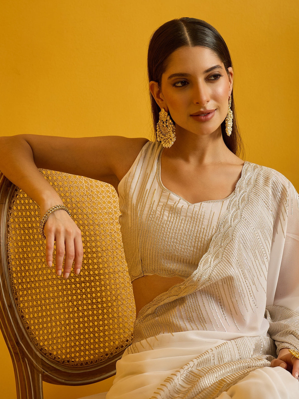Off White Pure Georgette saree – detail view 3