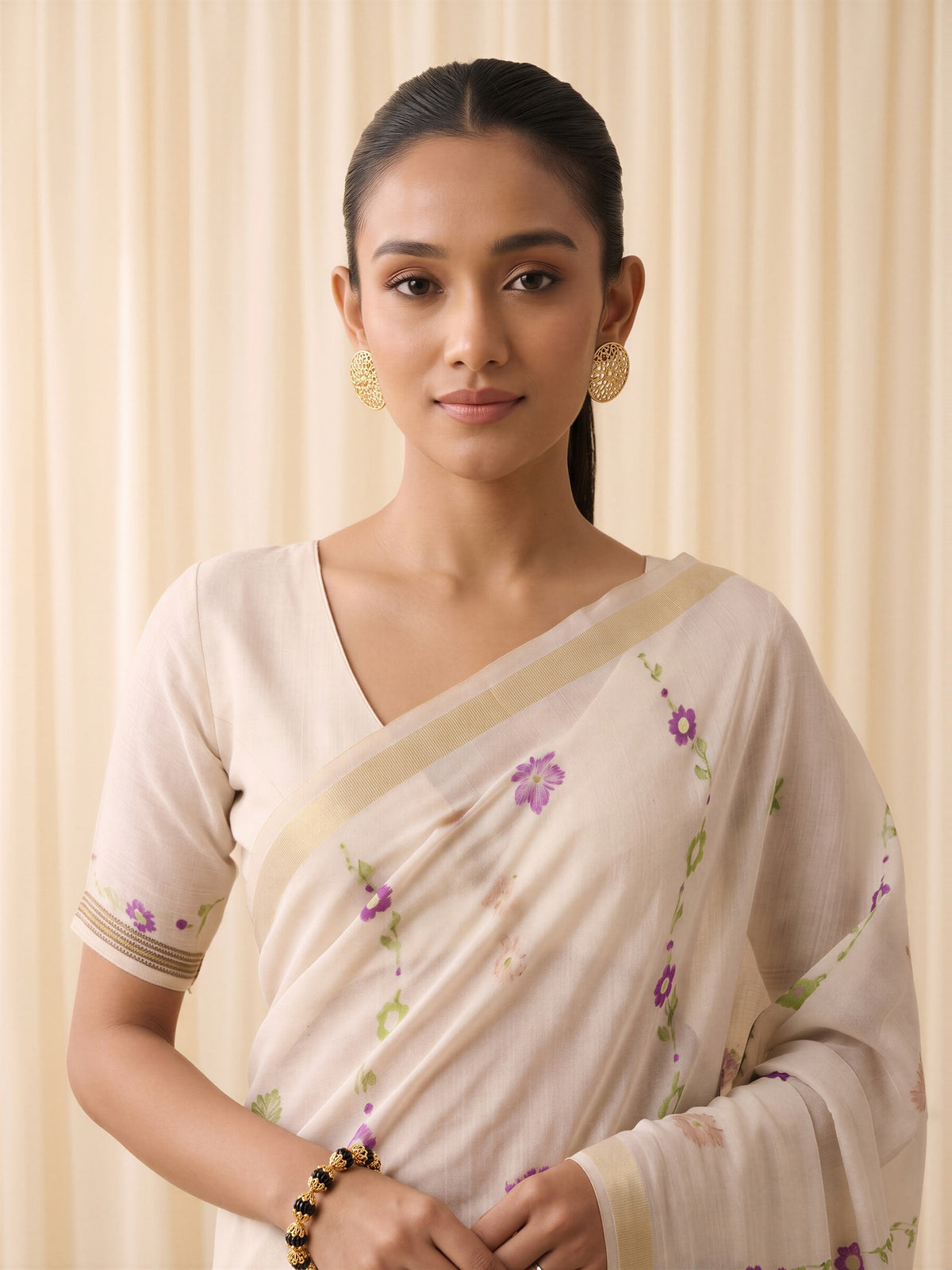 Off White Cotton Blend saree – detail view 4