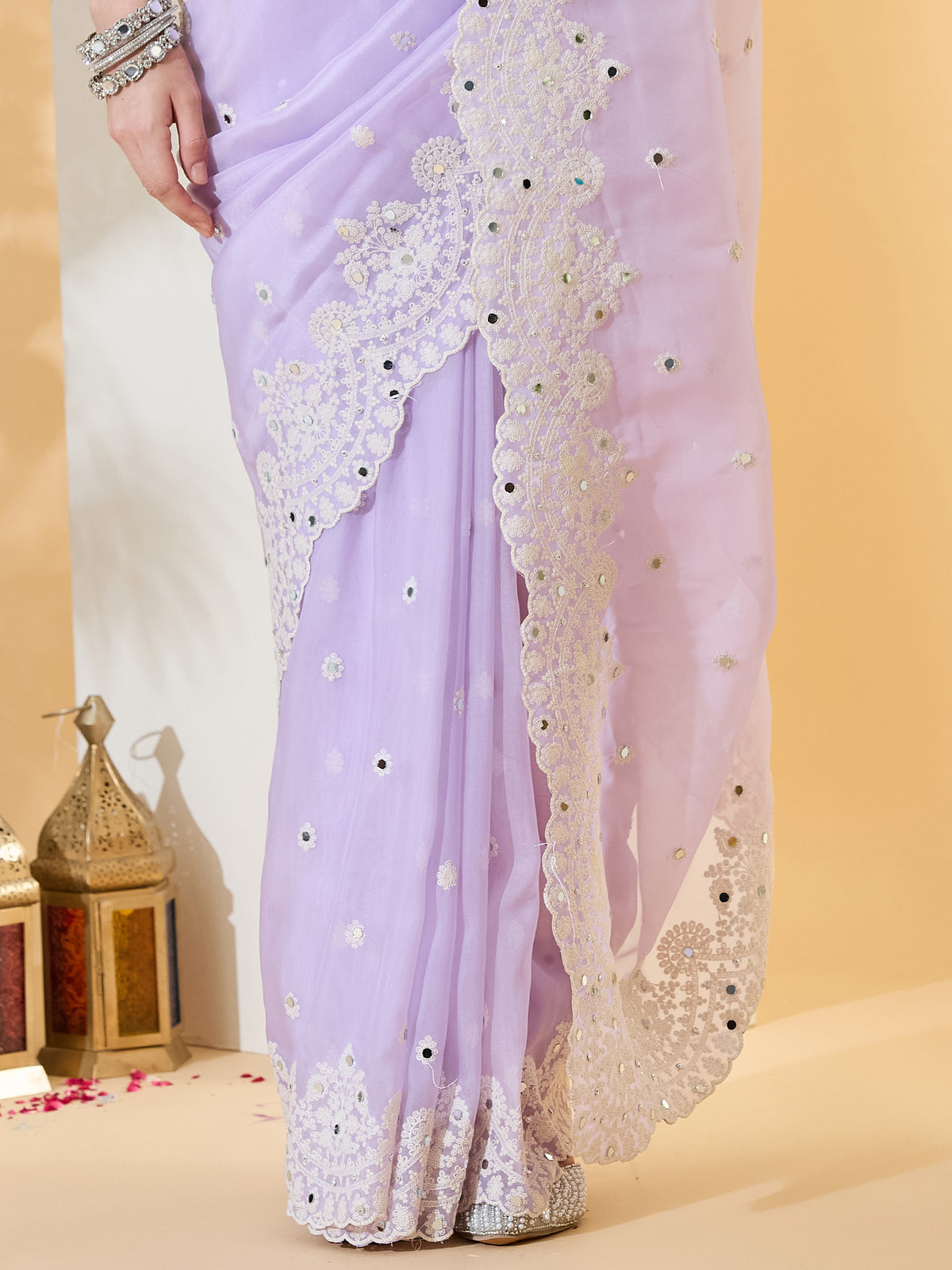 Lavender Organza saree – detail view 5