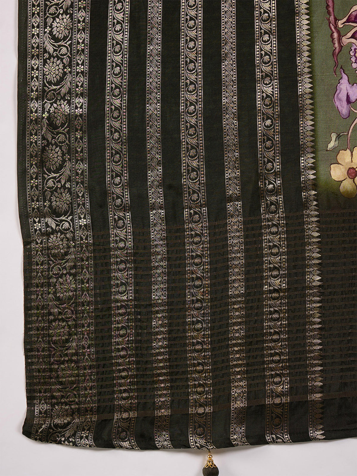 Green Viscose Silk saree – detail view 5