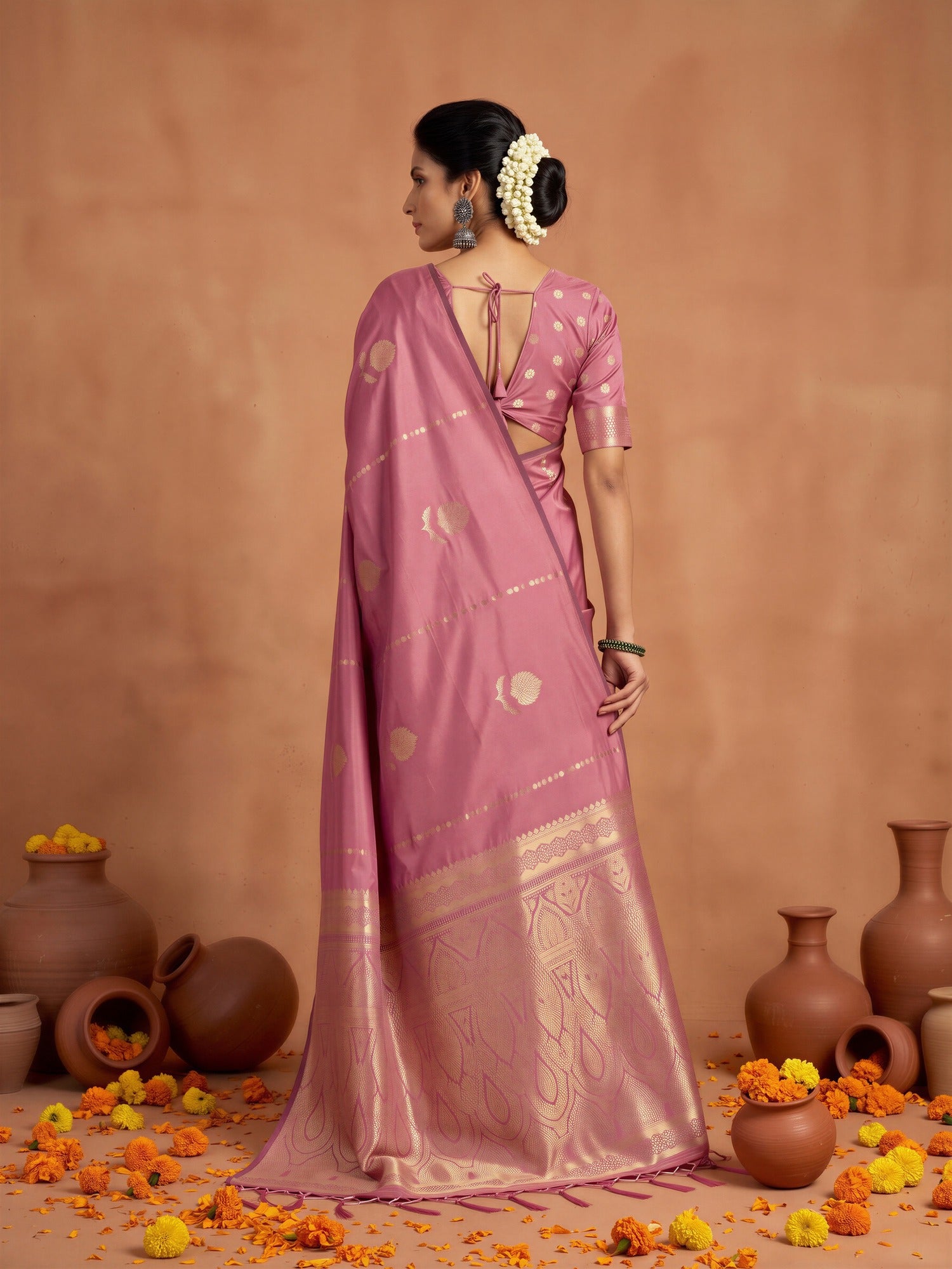 Mauve Satin Silk saree – detail view 1