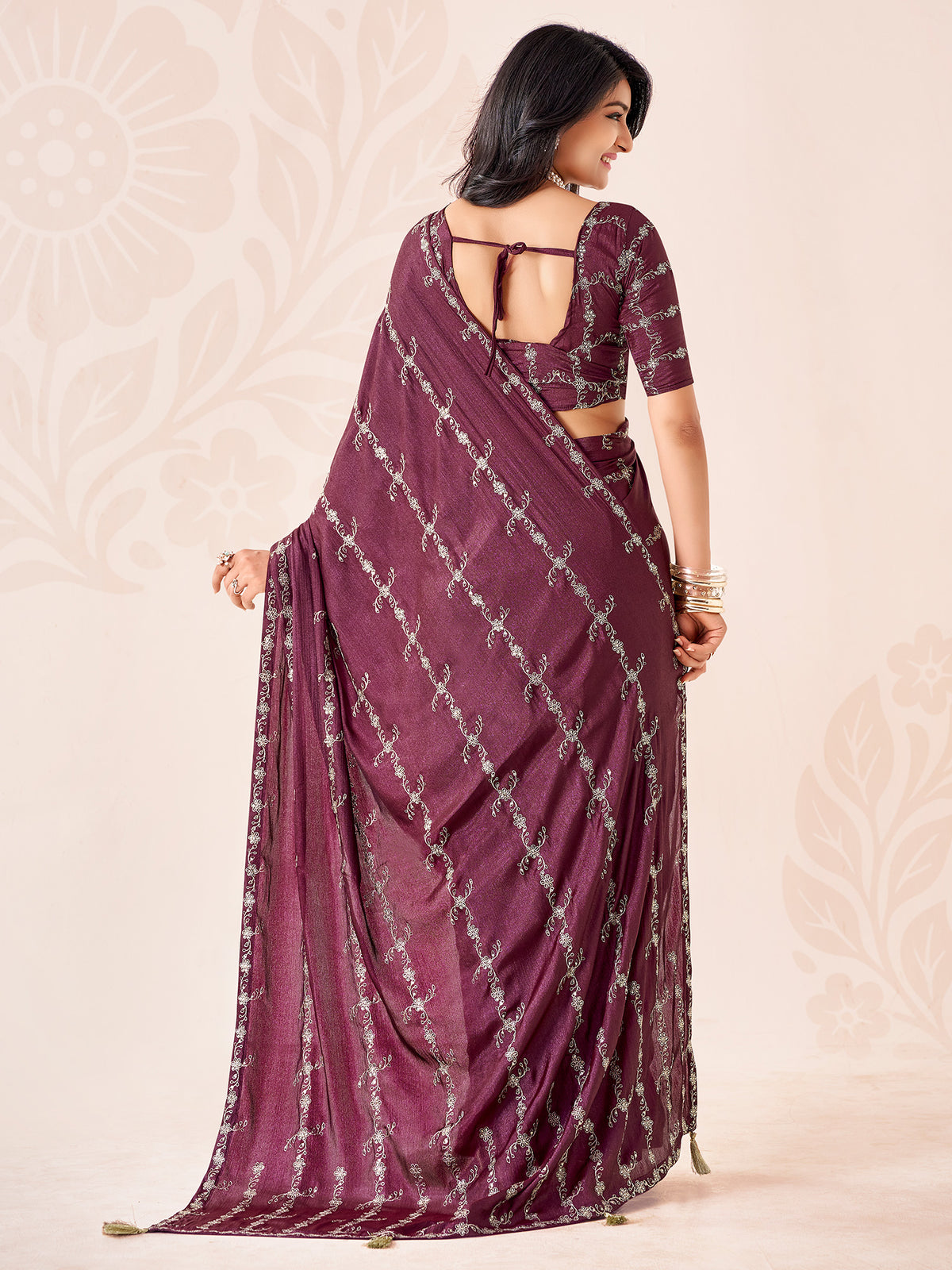 Wine Chiffon saree – detail view 1