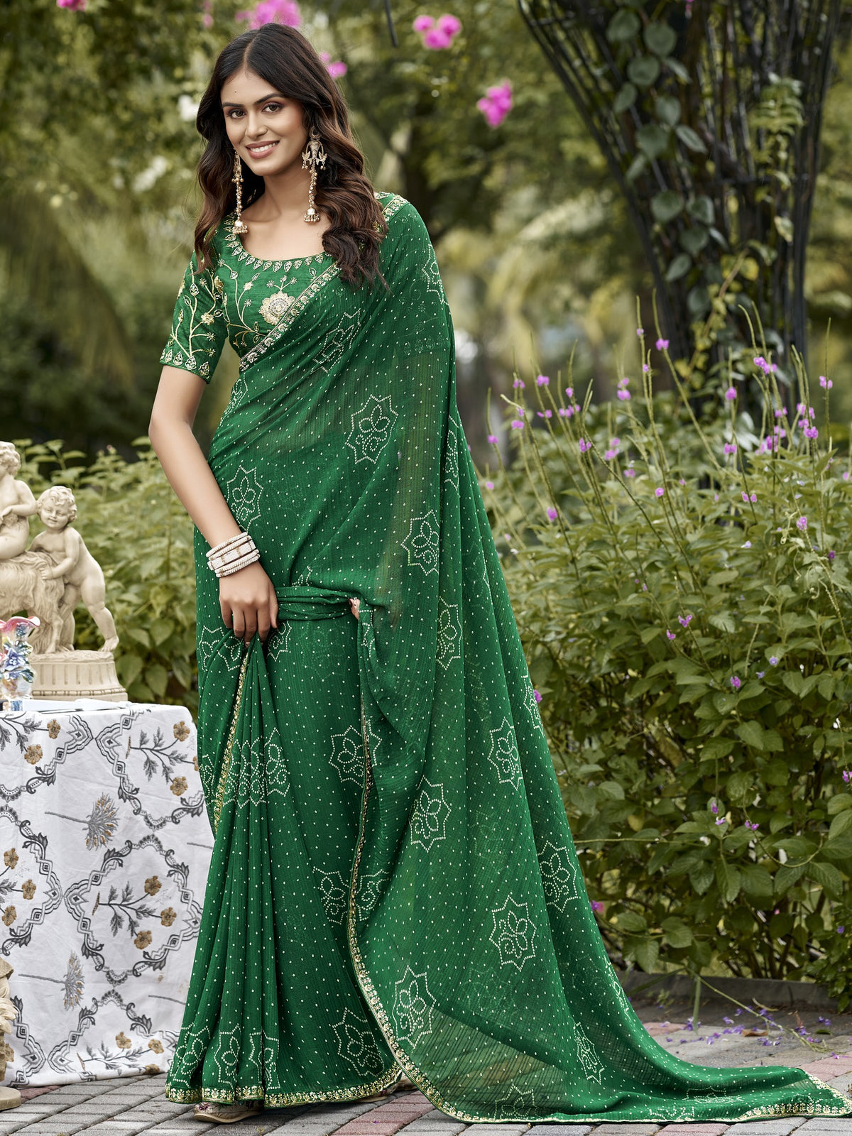 Green georgette saree view 2