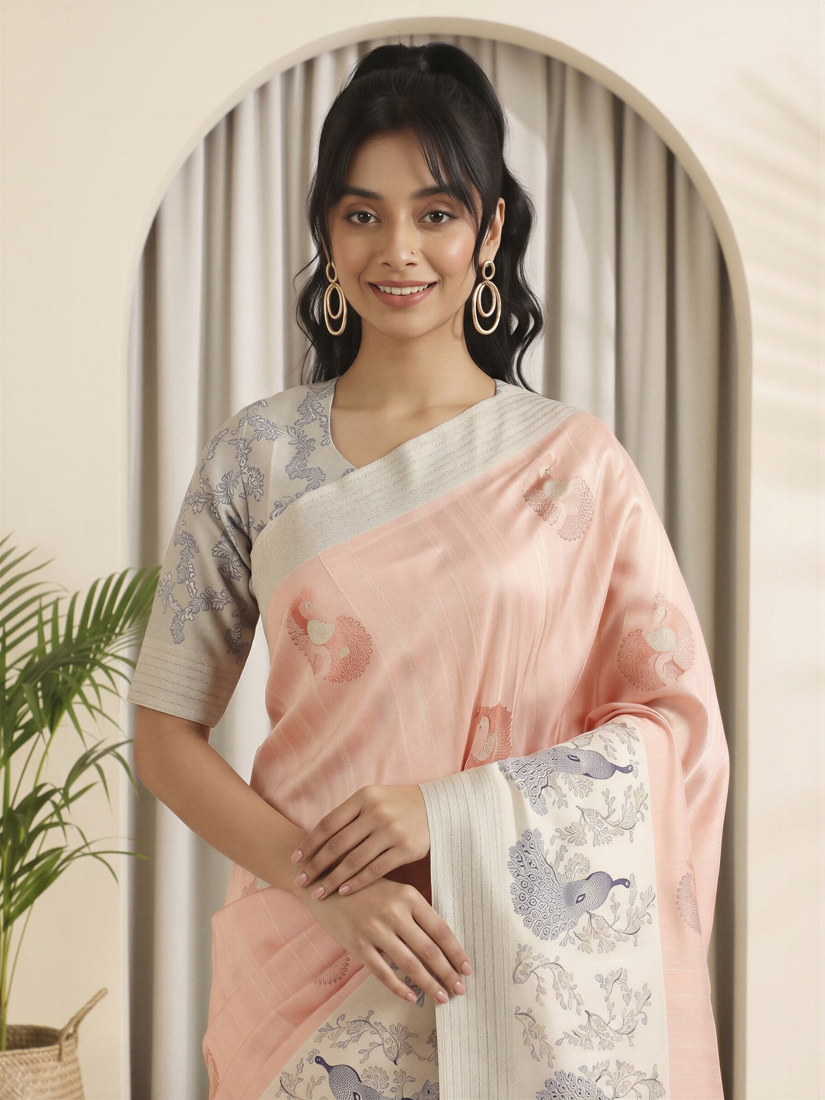 Peach Silk Blend saree – detail view 4