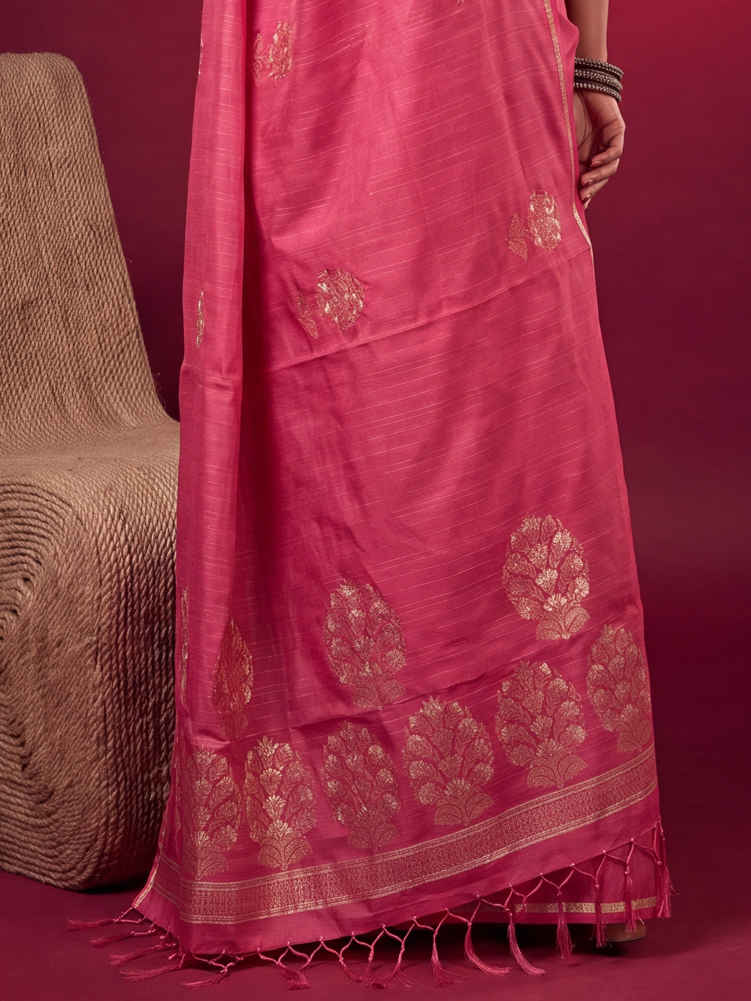 Pink Satin Silk saree – detail view 5