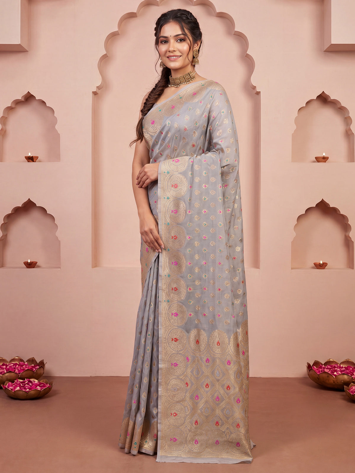Grey Silk Blend saree – detail view 2