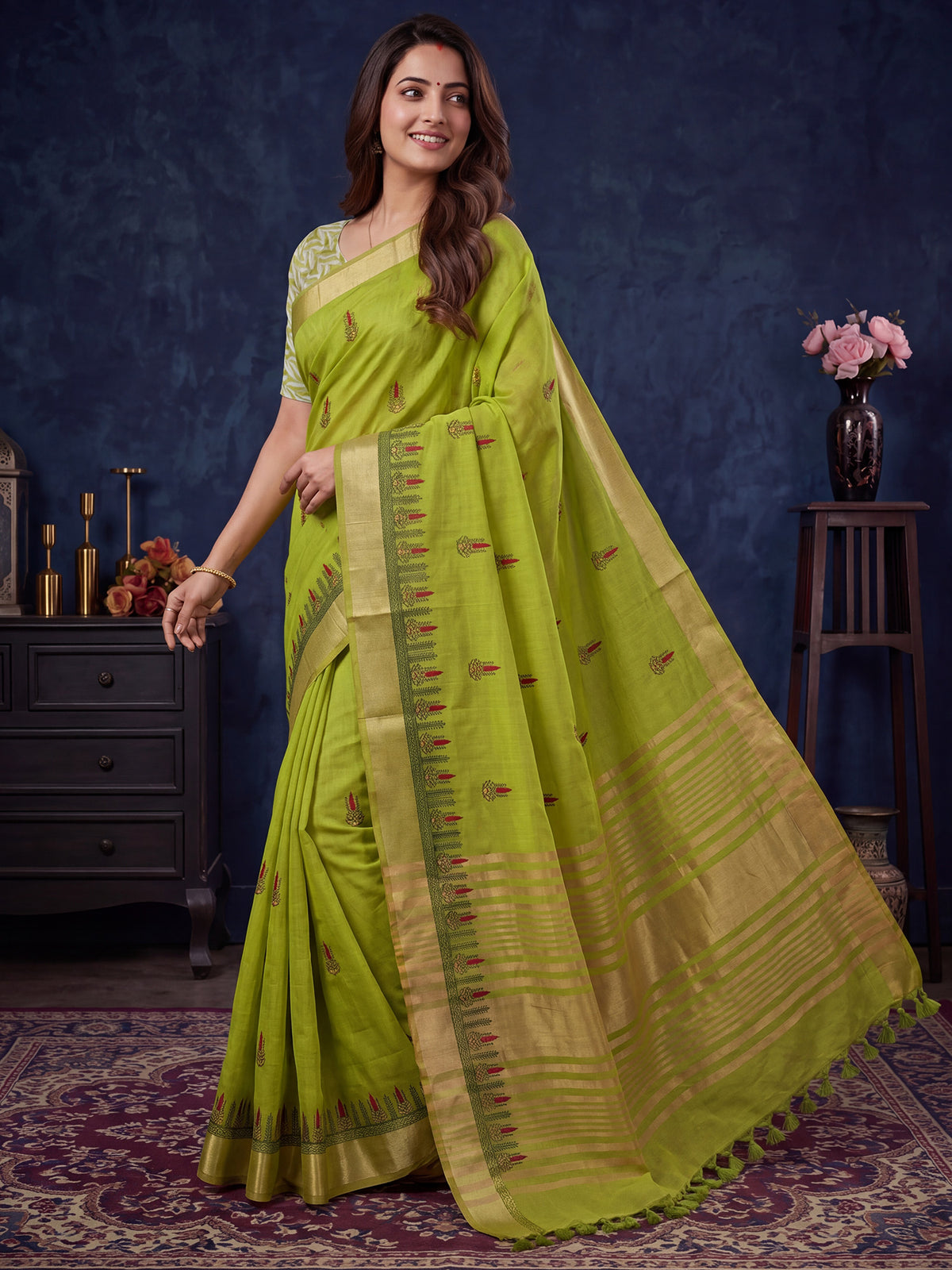 Lime Green Cotton Linen saree – detail view 2