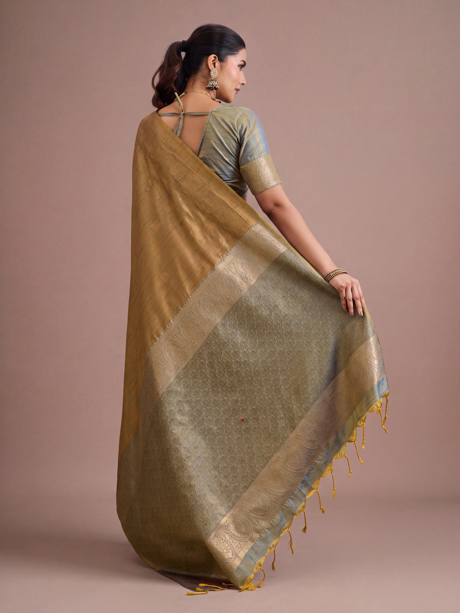 Mustard Tussar Silk saree – detail view 2