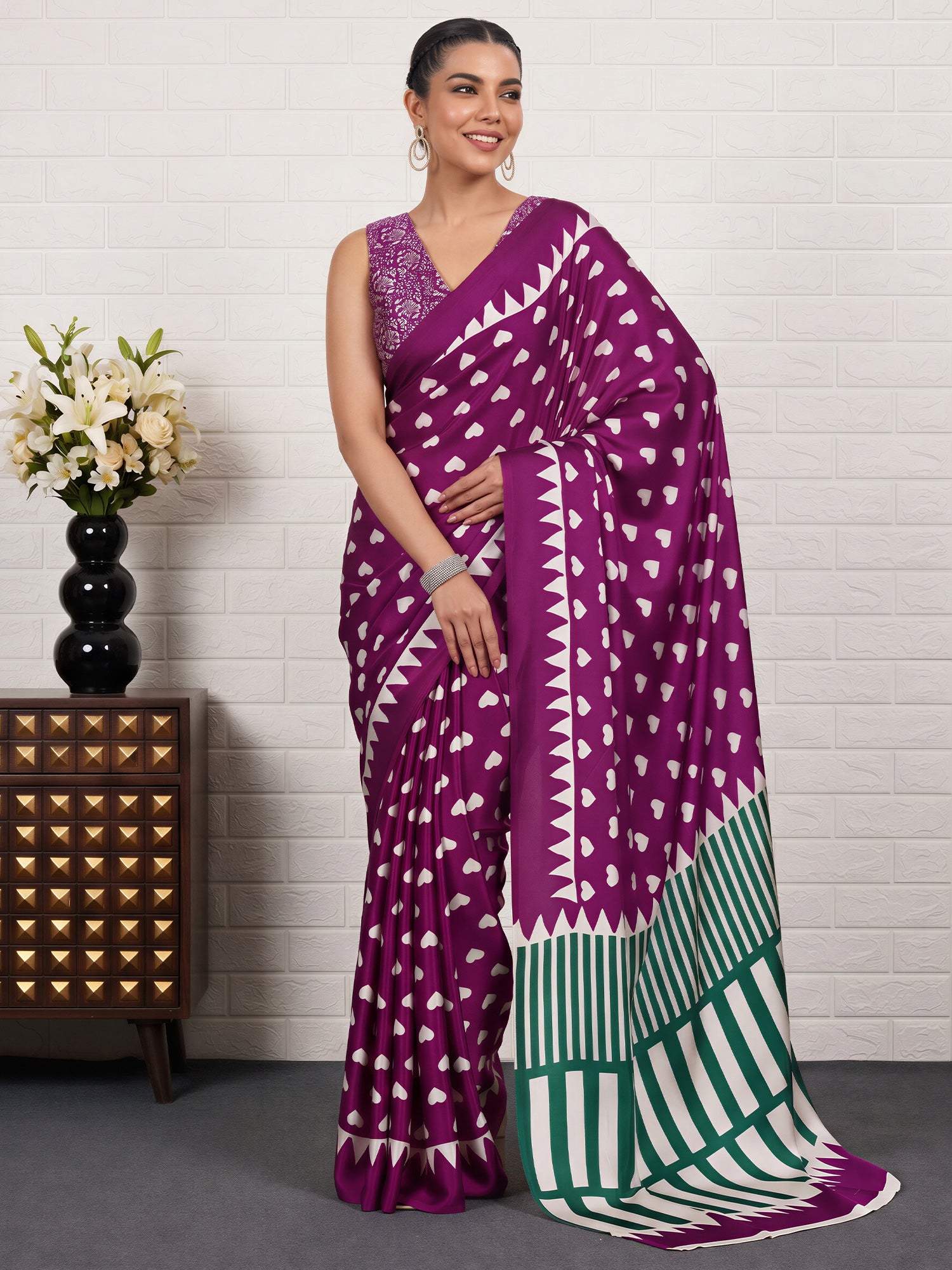 Purple Satin saree – detail view 3