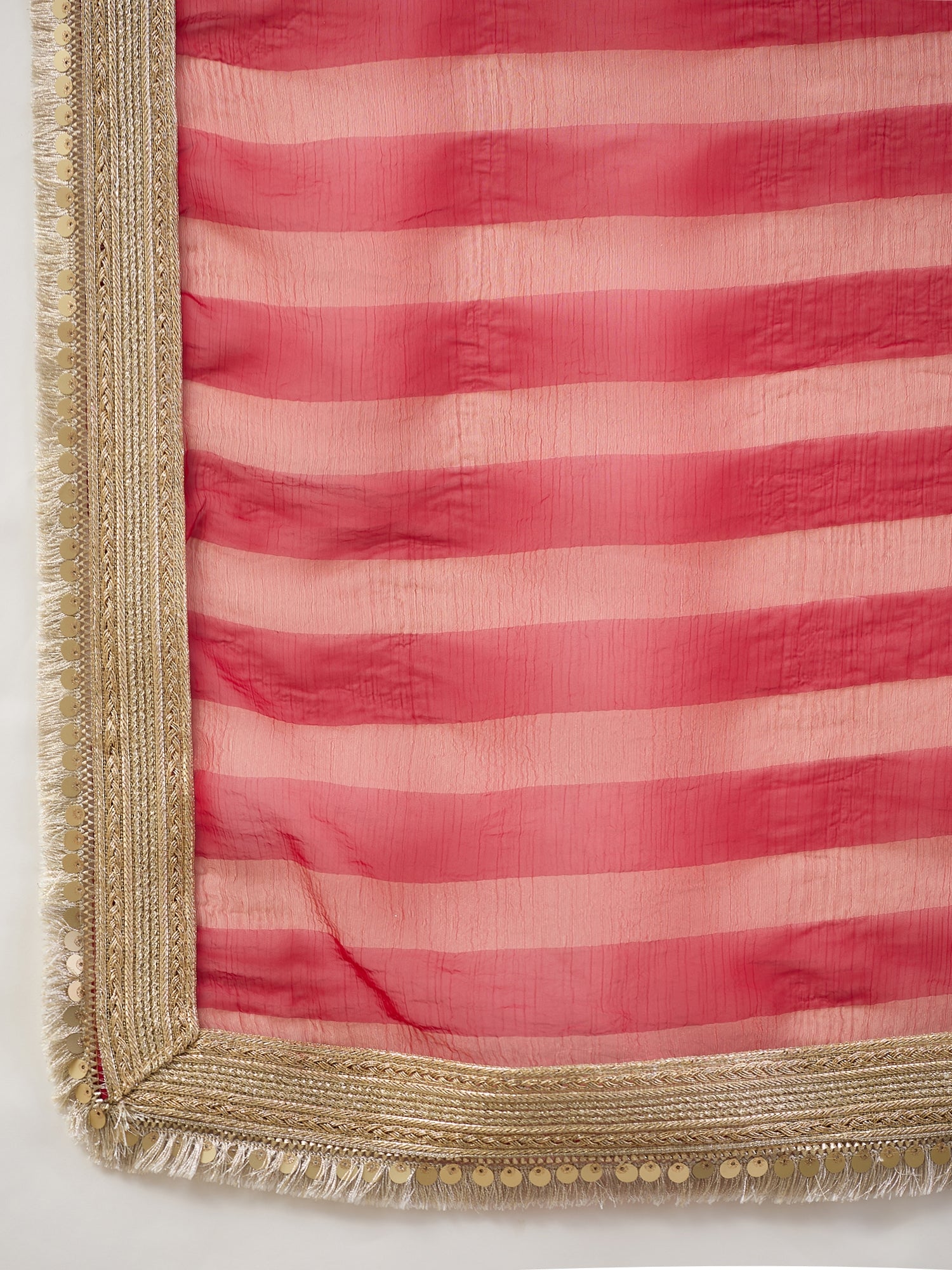 Red Viscose saree – detail view 5