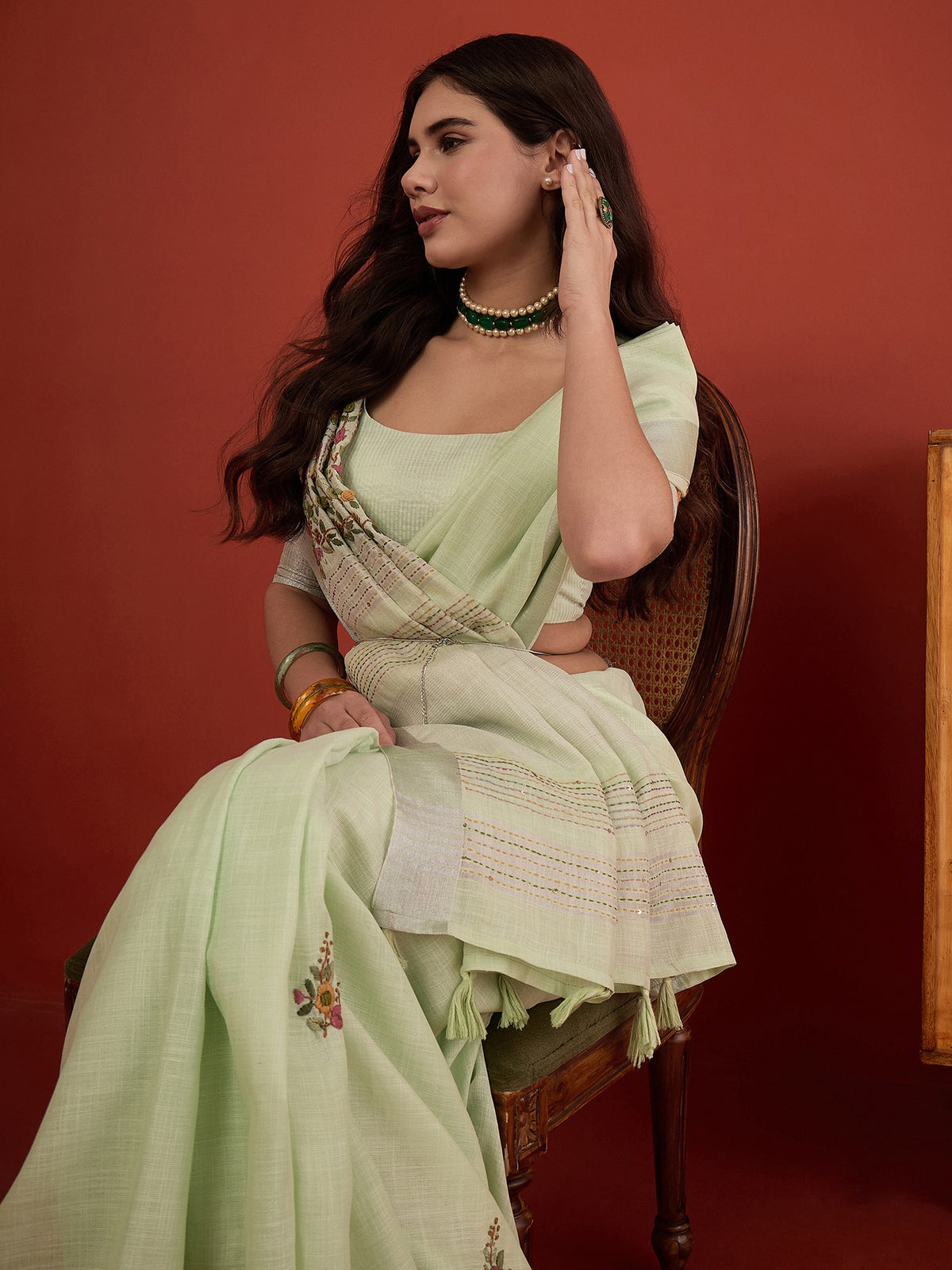 Light Green linen blend saree view 5